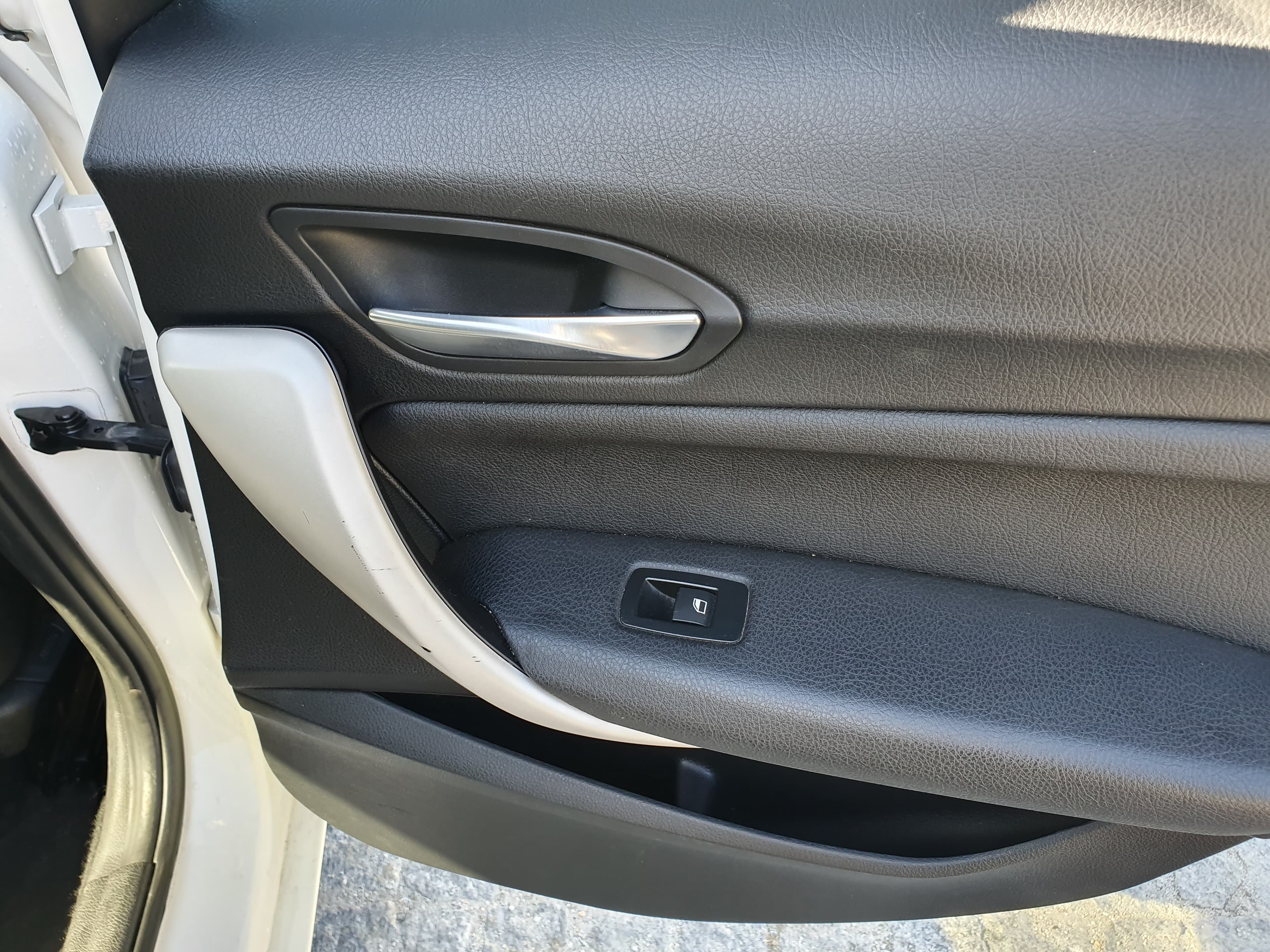BMW 116 D · Ano 2017 — image 22