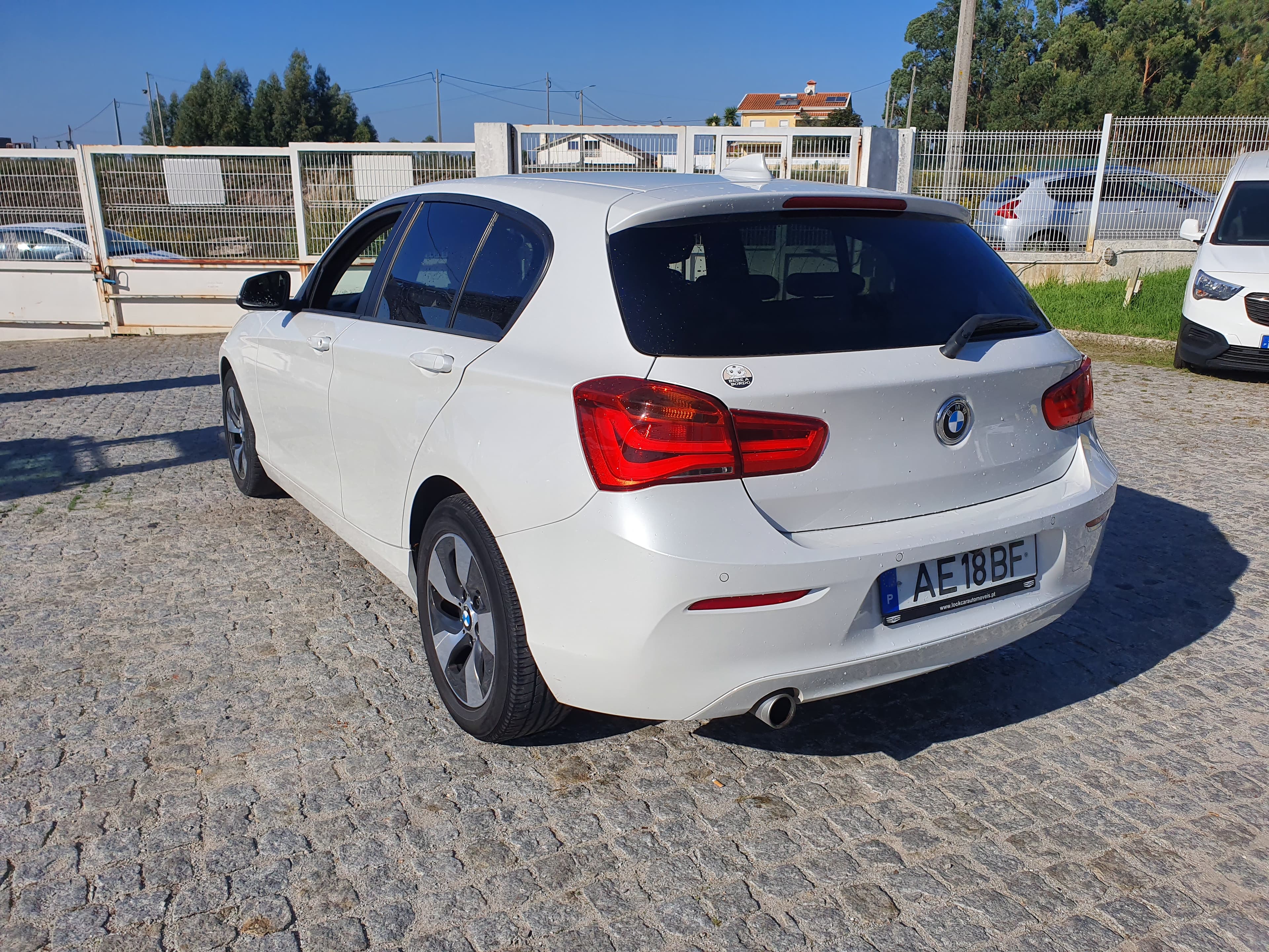 BMW 116 D · Ano 2017 — image 9