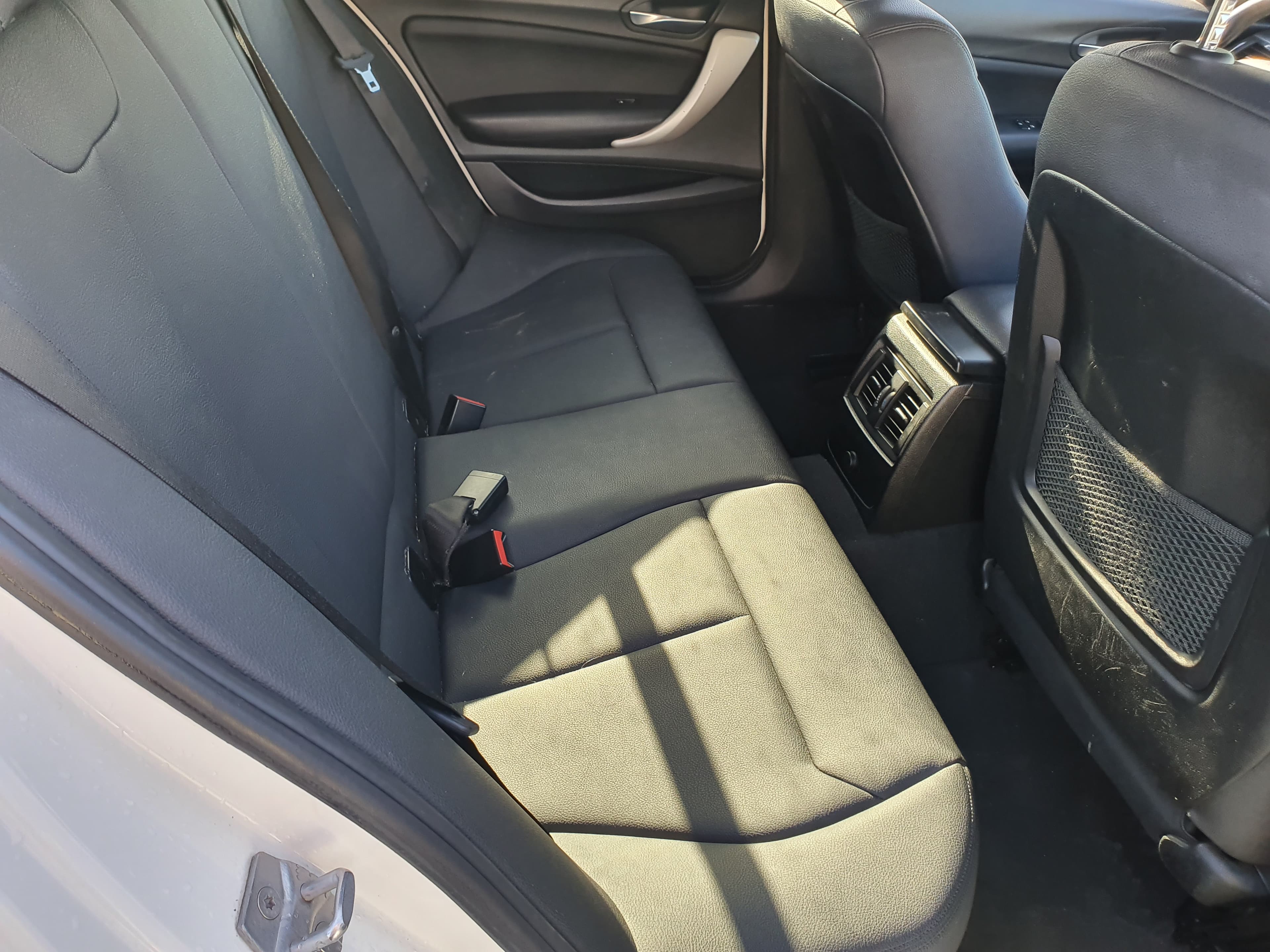 BMW 116 D · Ano 2017 — image 23