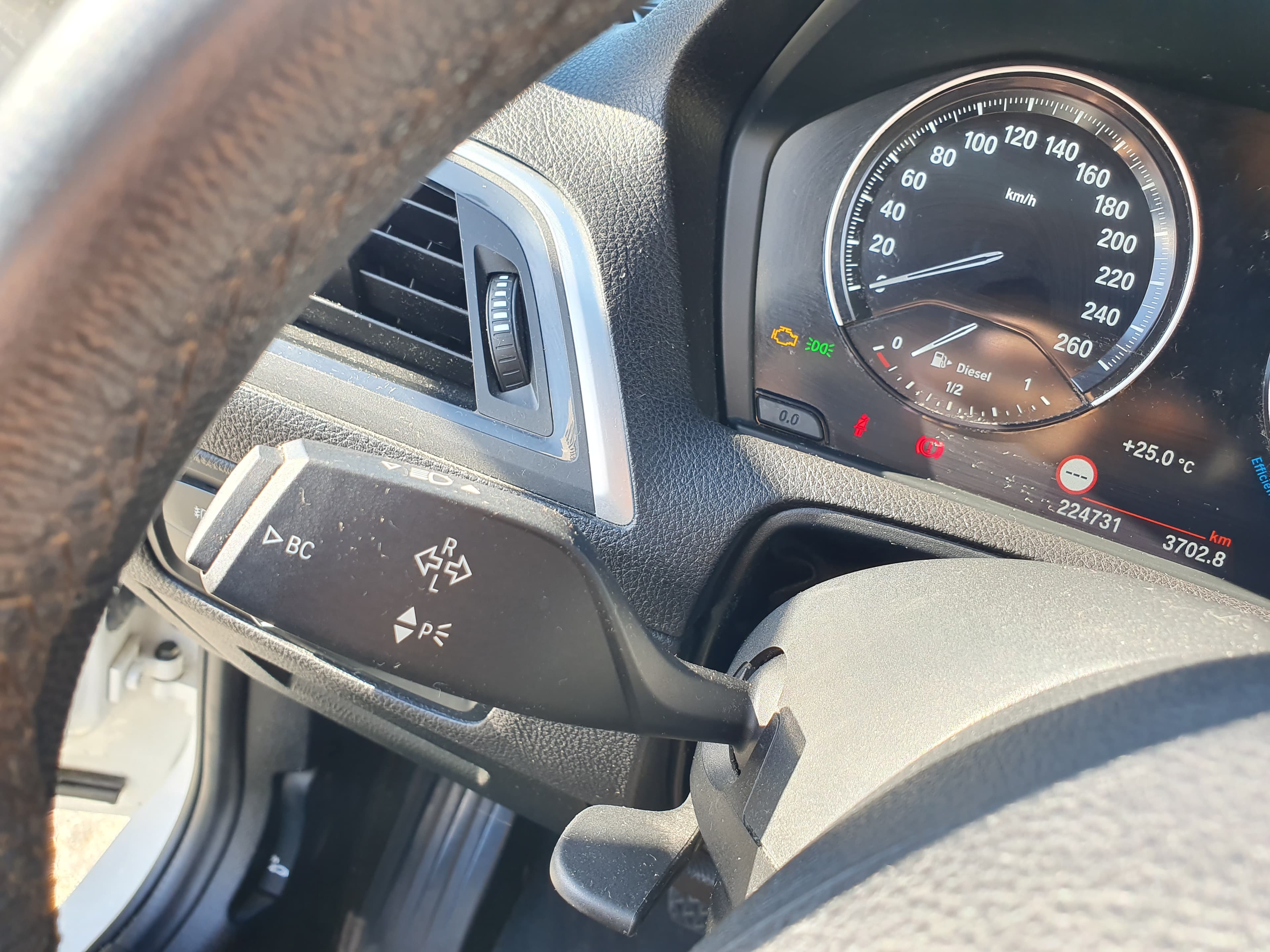 BMW 116 D · Ano 2017 — image 42