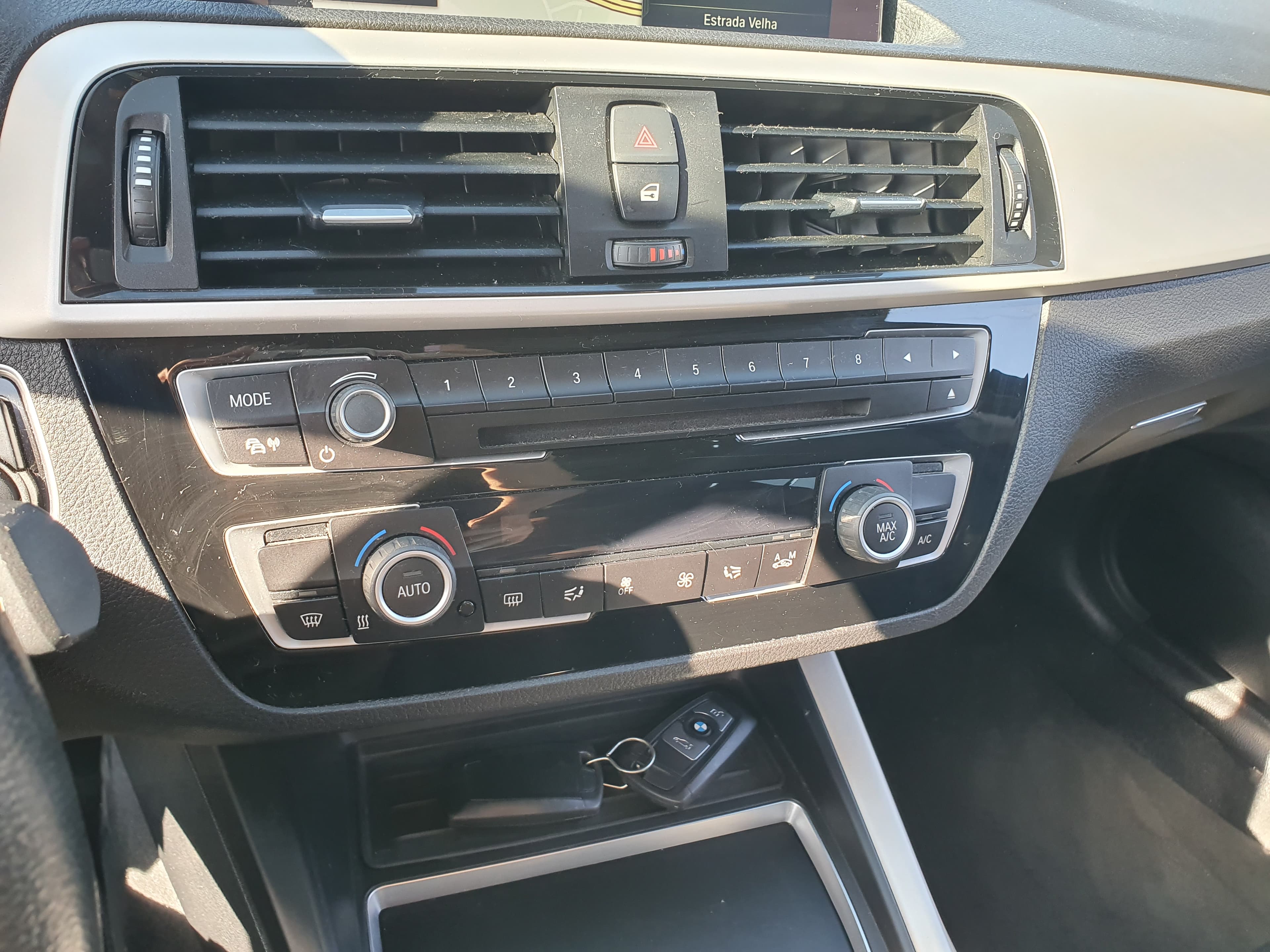 BMW 116 D · Ano 2017 — image 38
