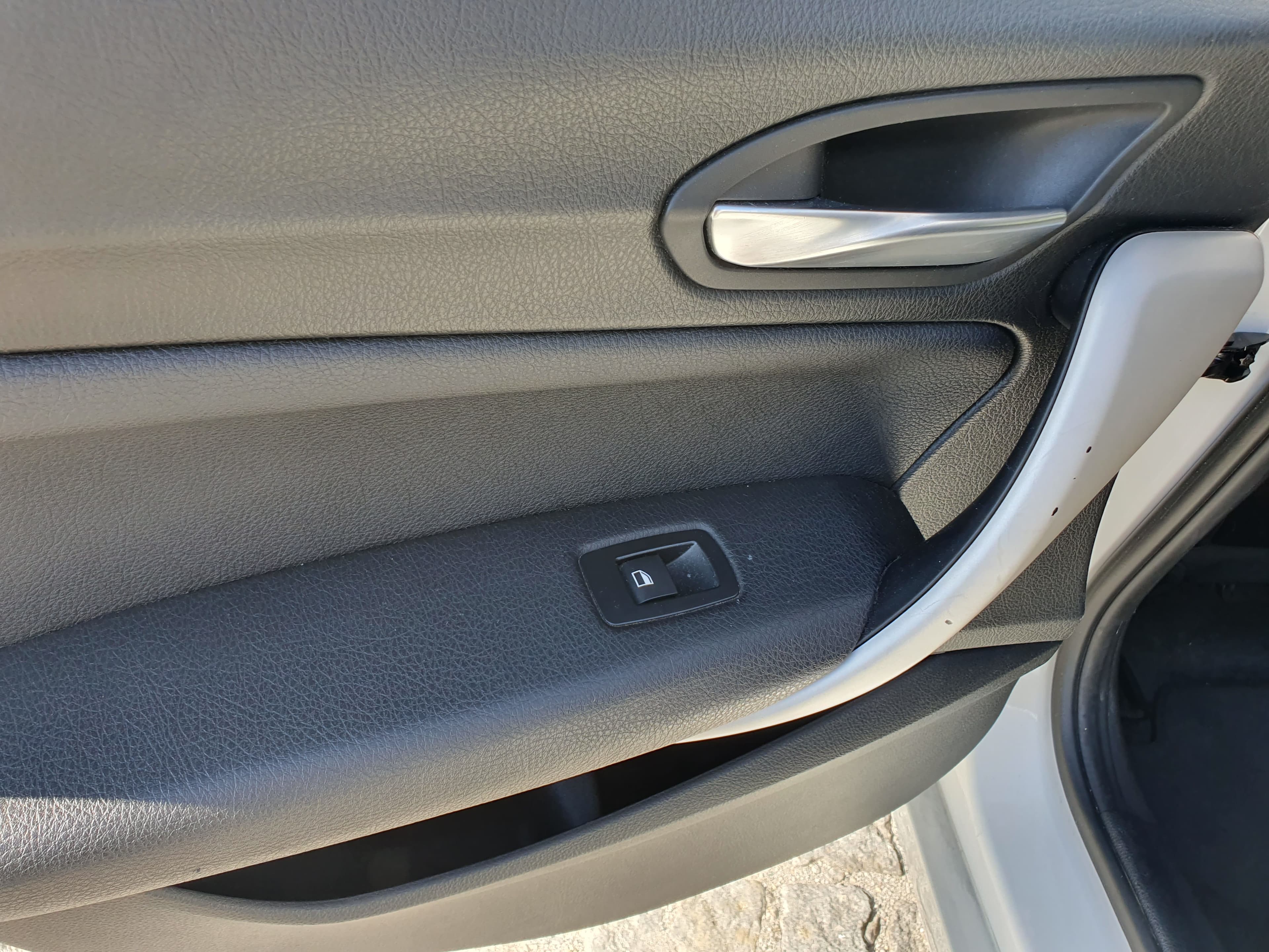BMW 116 D · Ano 2017 — image 28