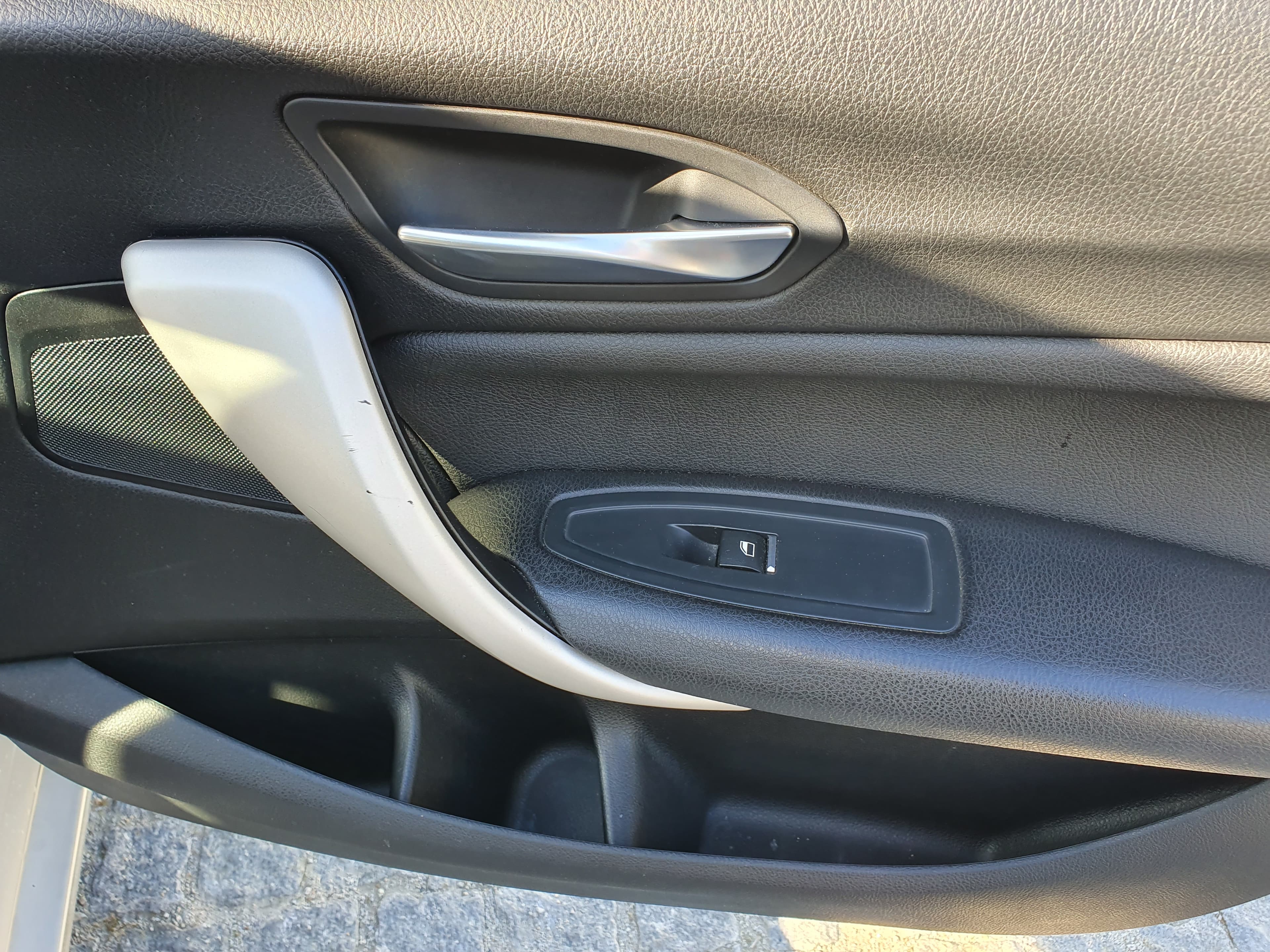 BMW 116 D · Ano 2017 — image 25