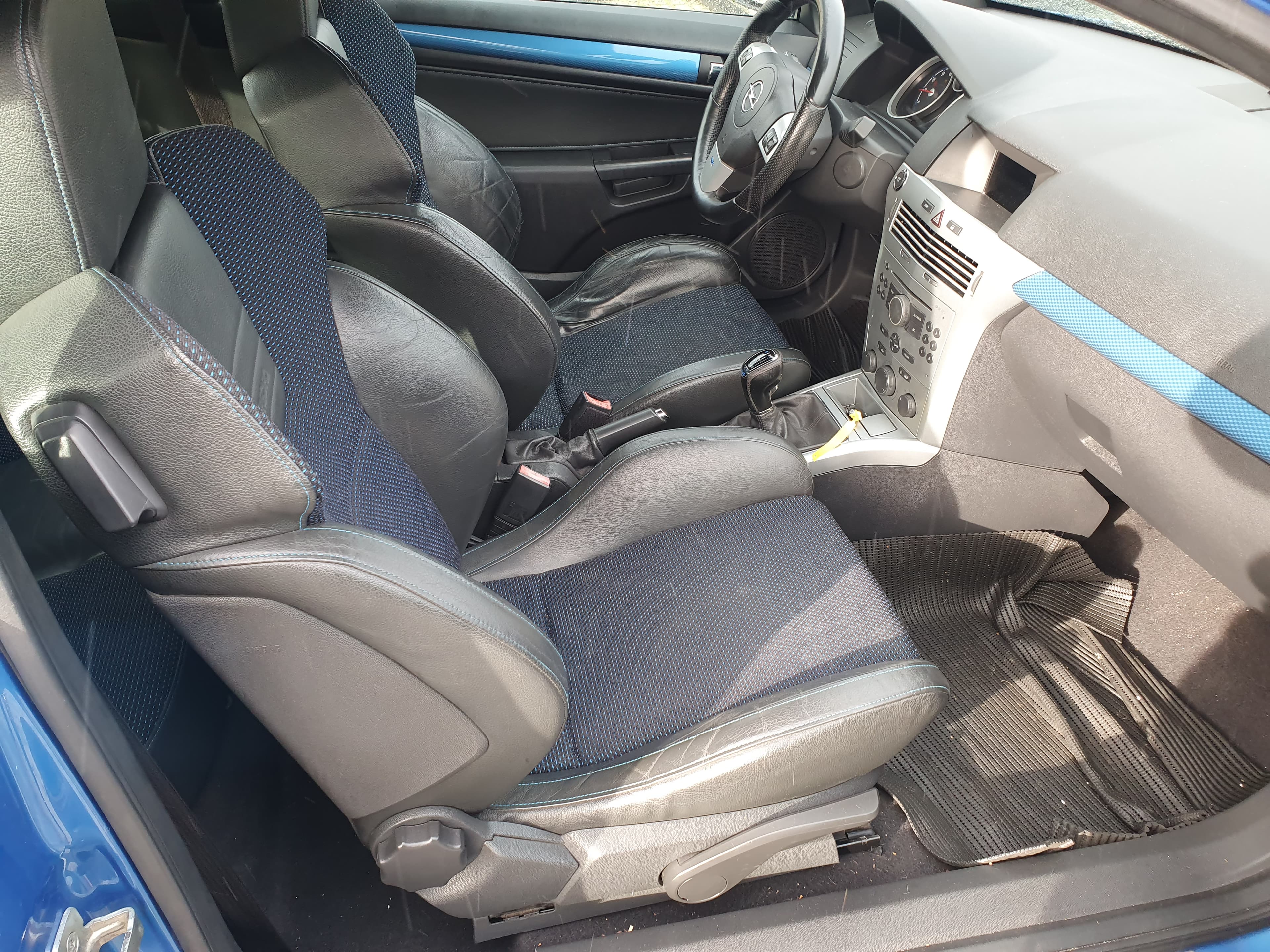 Opel Astra · Ano 2010 — imagen 28
