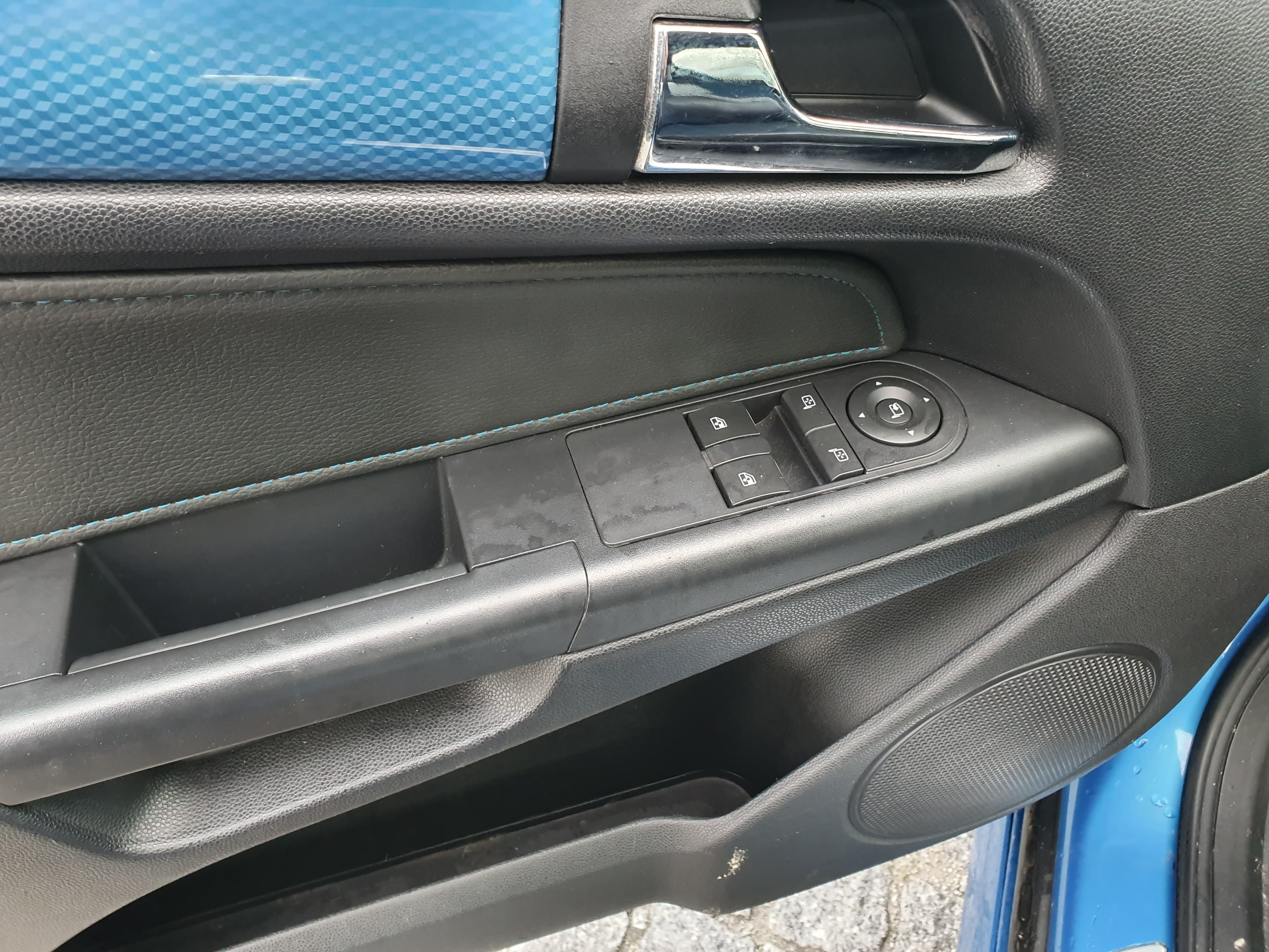Opel Astra · Ano 2010 — imagen 31