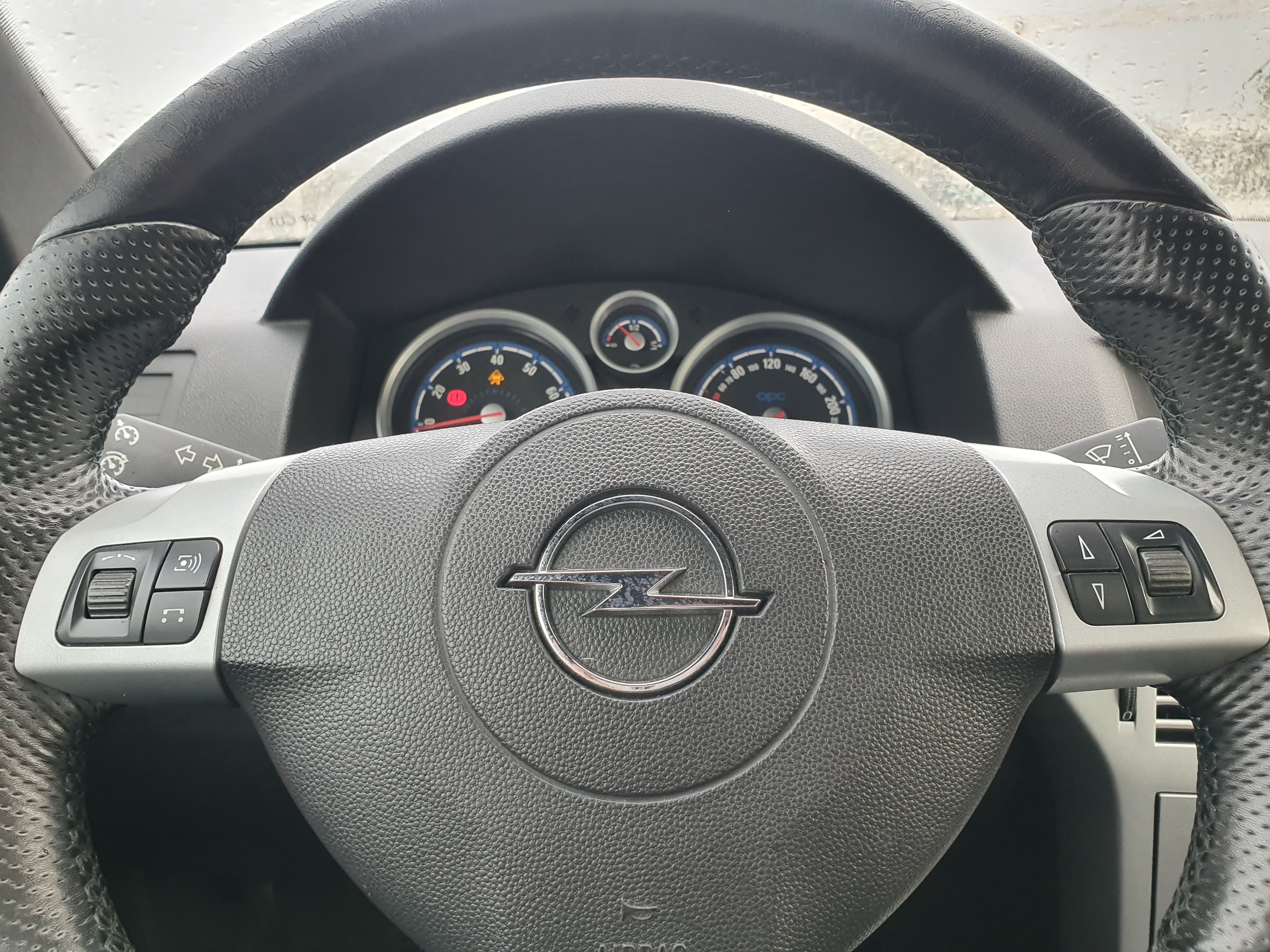 Opel Astra · Ano 2010 — imagen 39