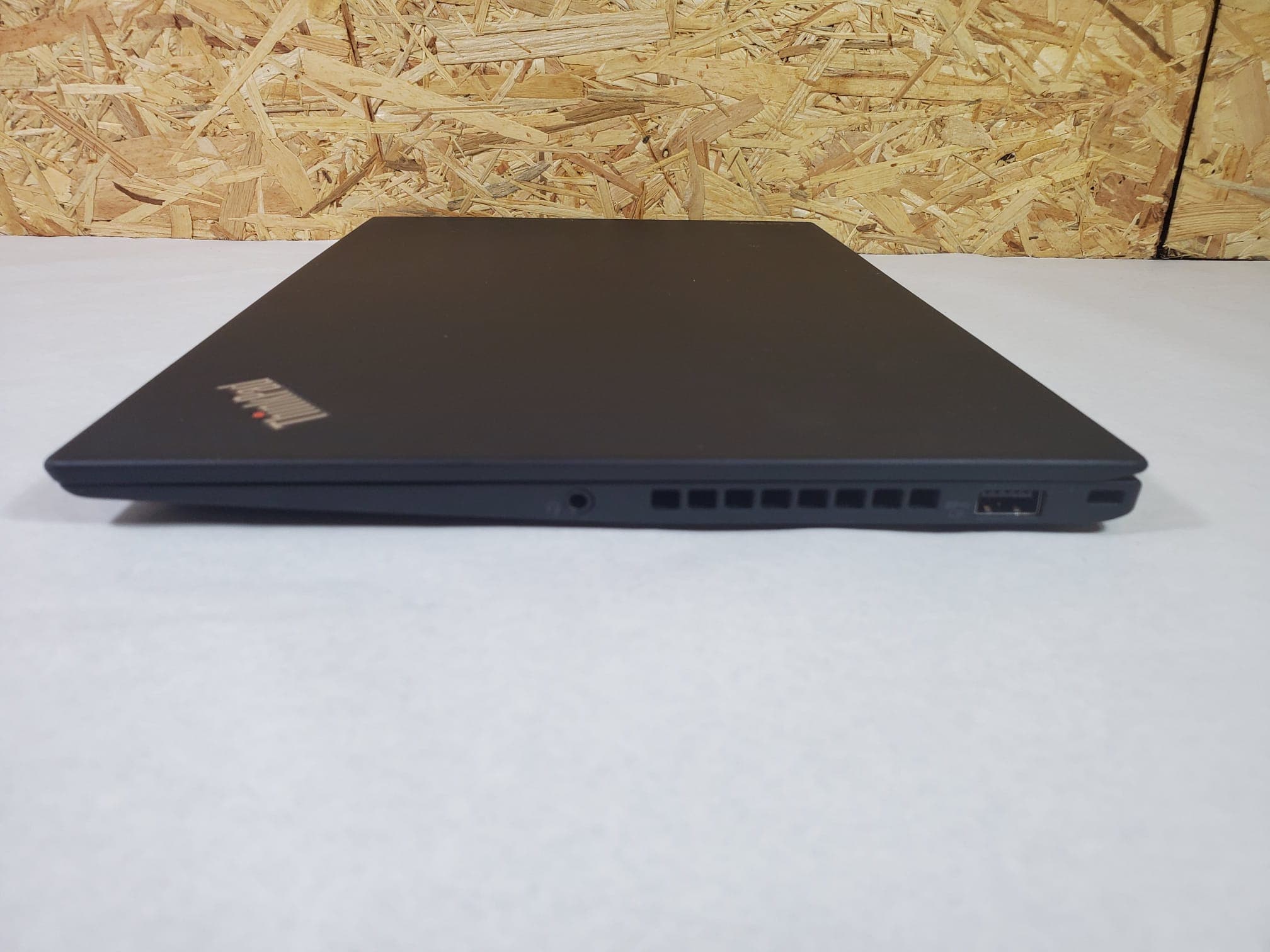 Portátil Lenovo ThinkPad X1 Carbon Quinta Geração — imagen 7