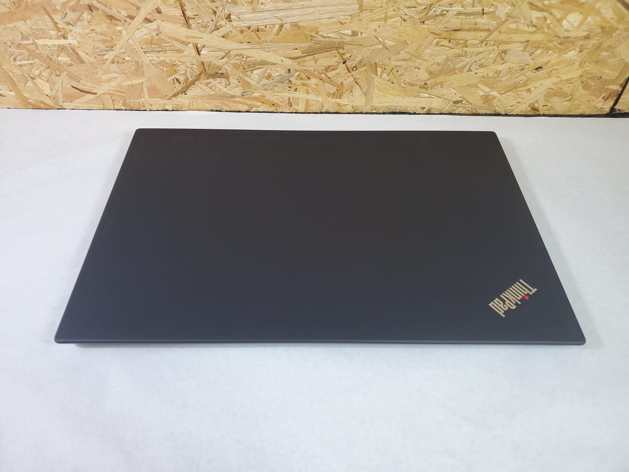 Portátil Lenovo ThinkPad X1 Carbon Quinta Geração — imagen 6