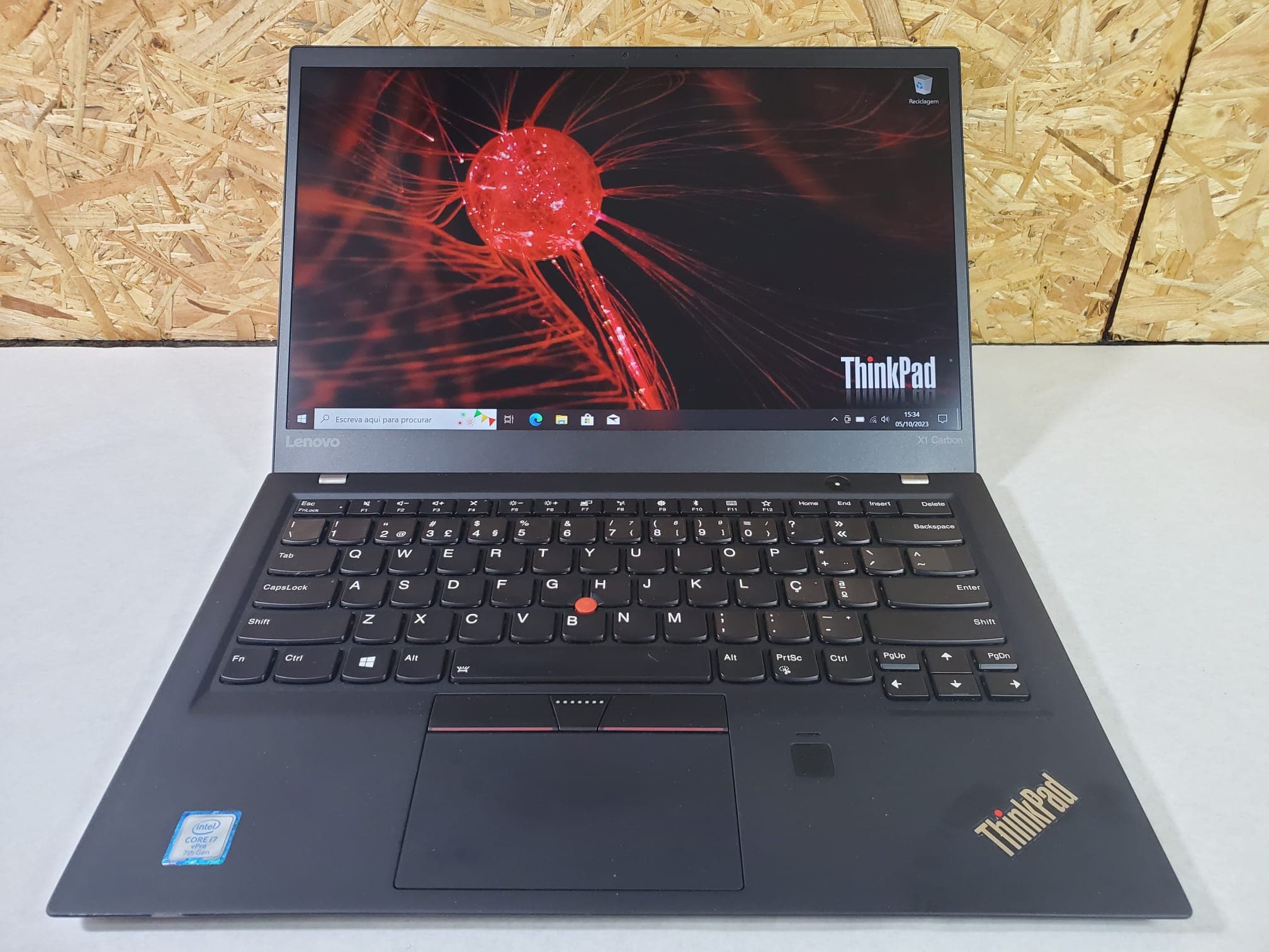 Portátil Lenovo ThinkPad X1 Carbon Quinta Geração — imagen 1