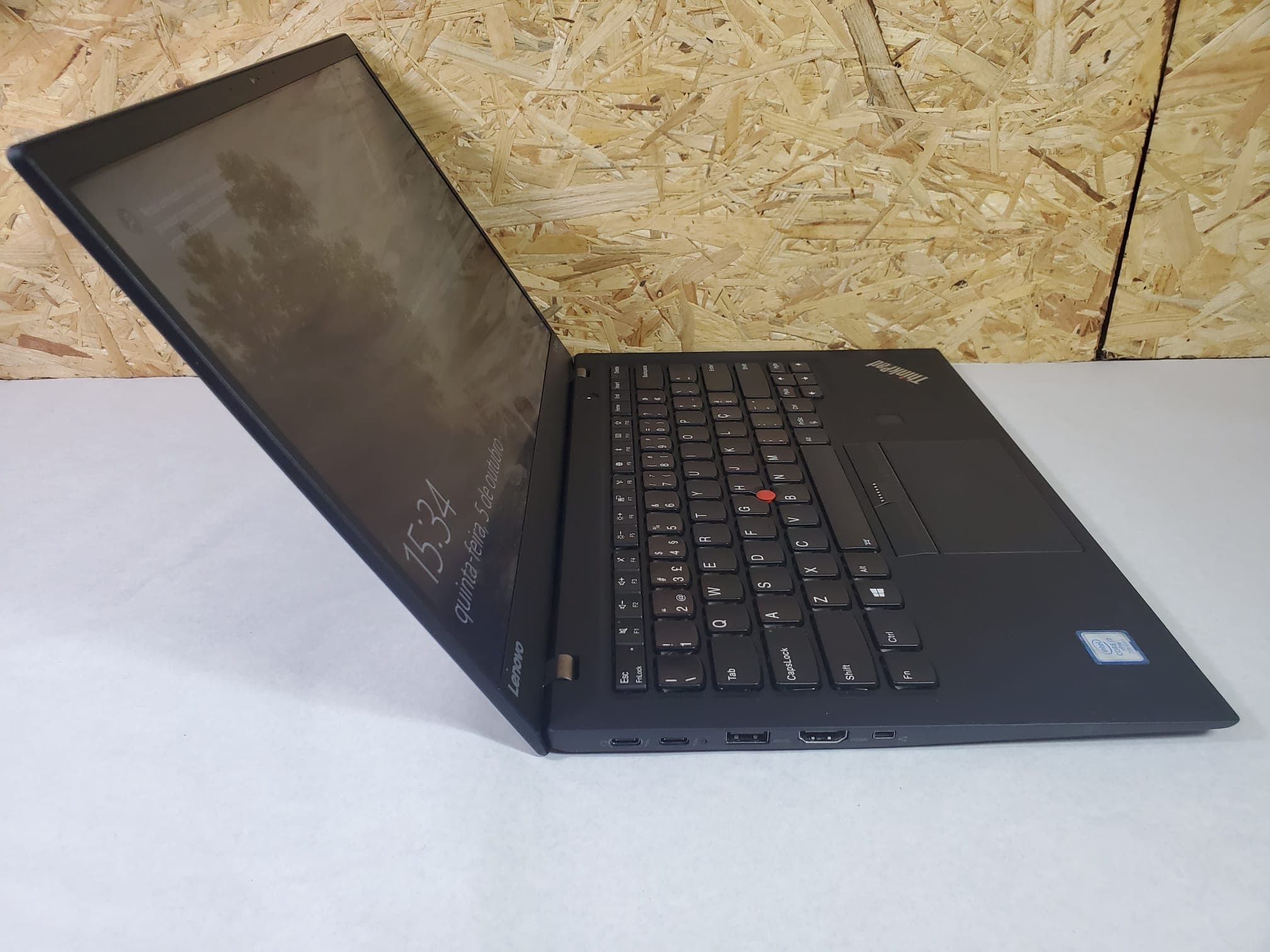 Portátil Lenovo ThinkPad X1 Carbon Quinta Geração — imagen 3