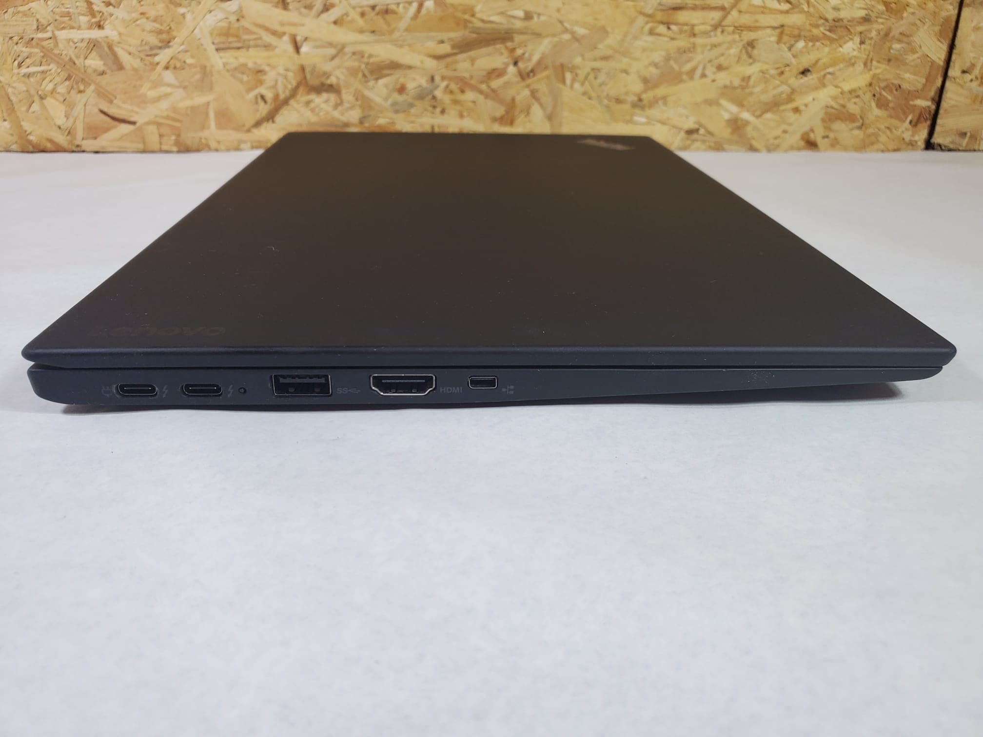 Portátil Lenovo ThinkPad X1 Carbon Quinta Geração — imagen 4