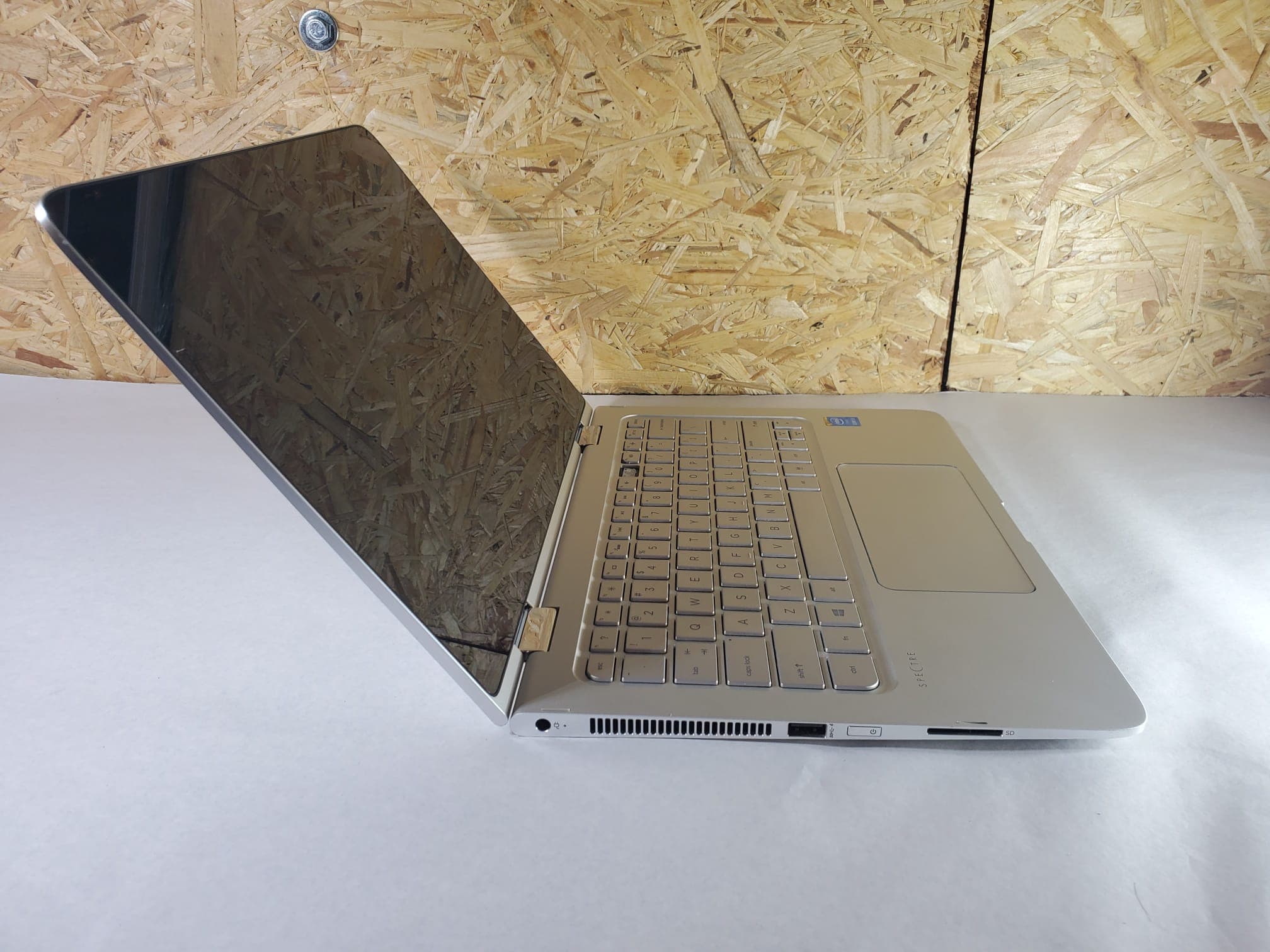 Portátil HP Spectre X360 — imagen 3