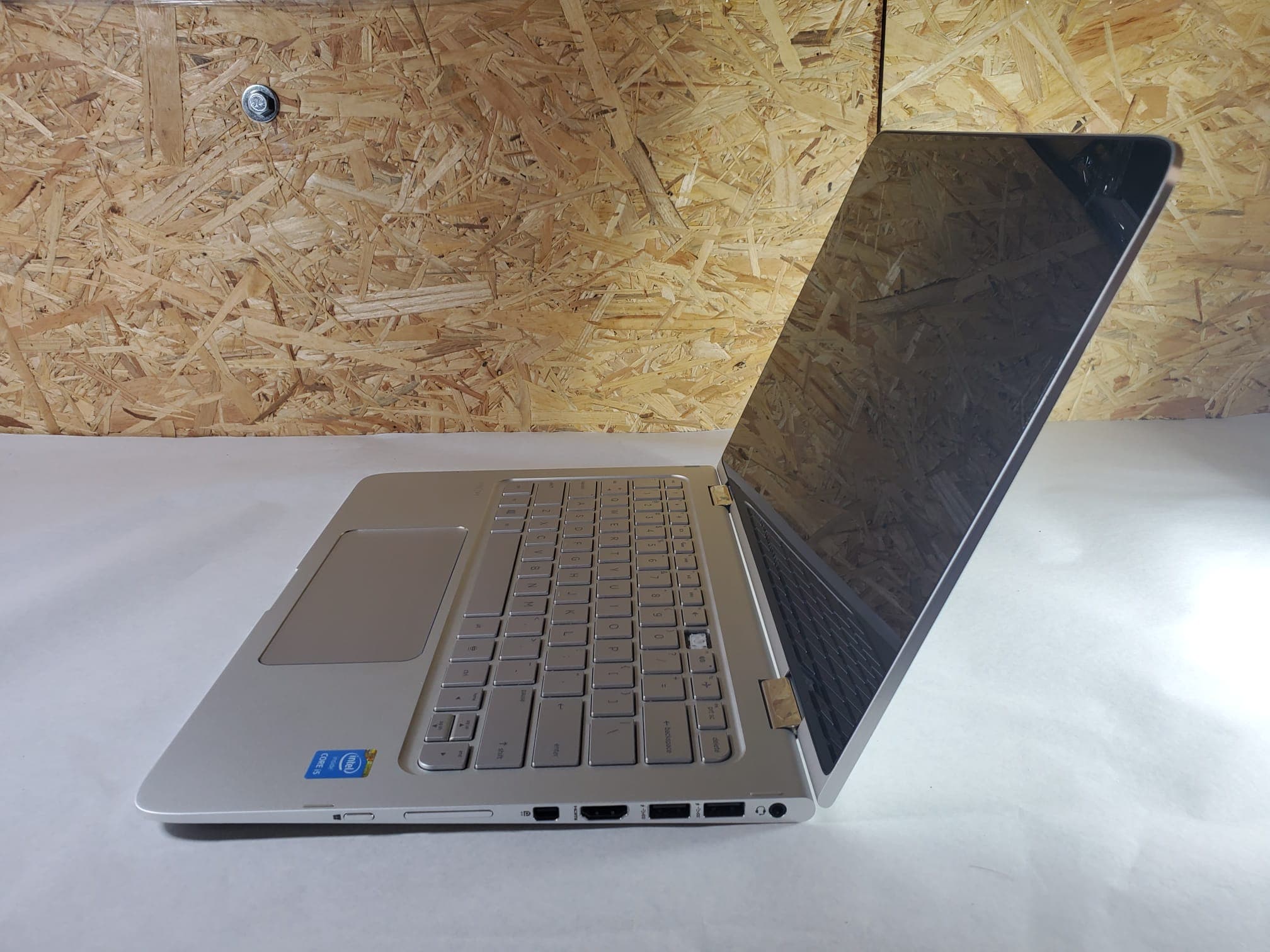 Portátil HP Spectre X360 — imagen 2