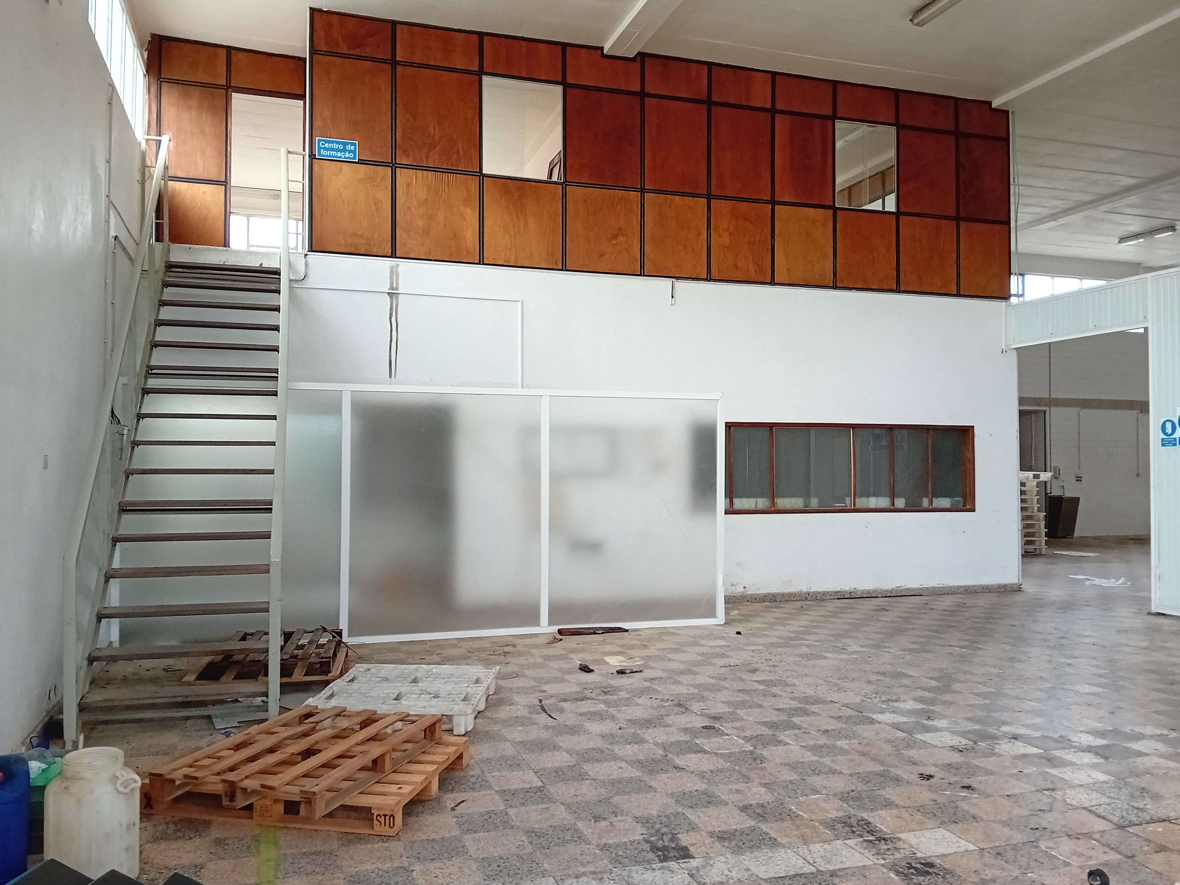 Armazém Industrial · Santarém — imagen 51