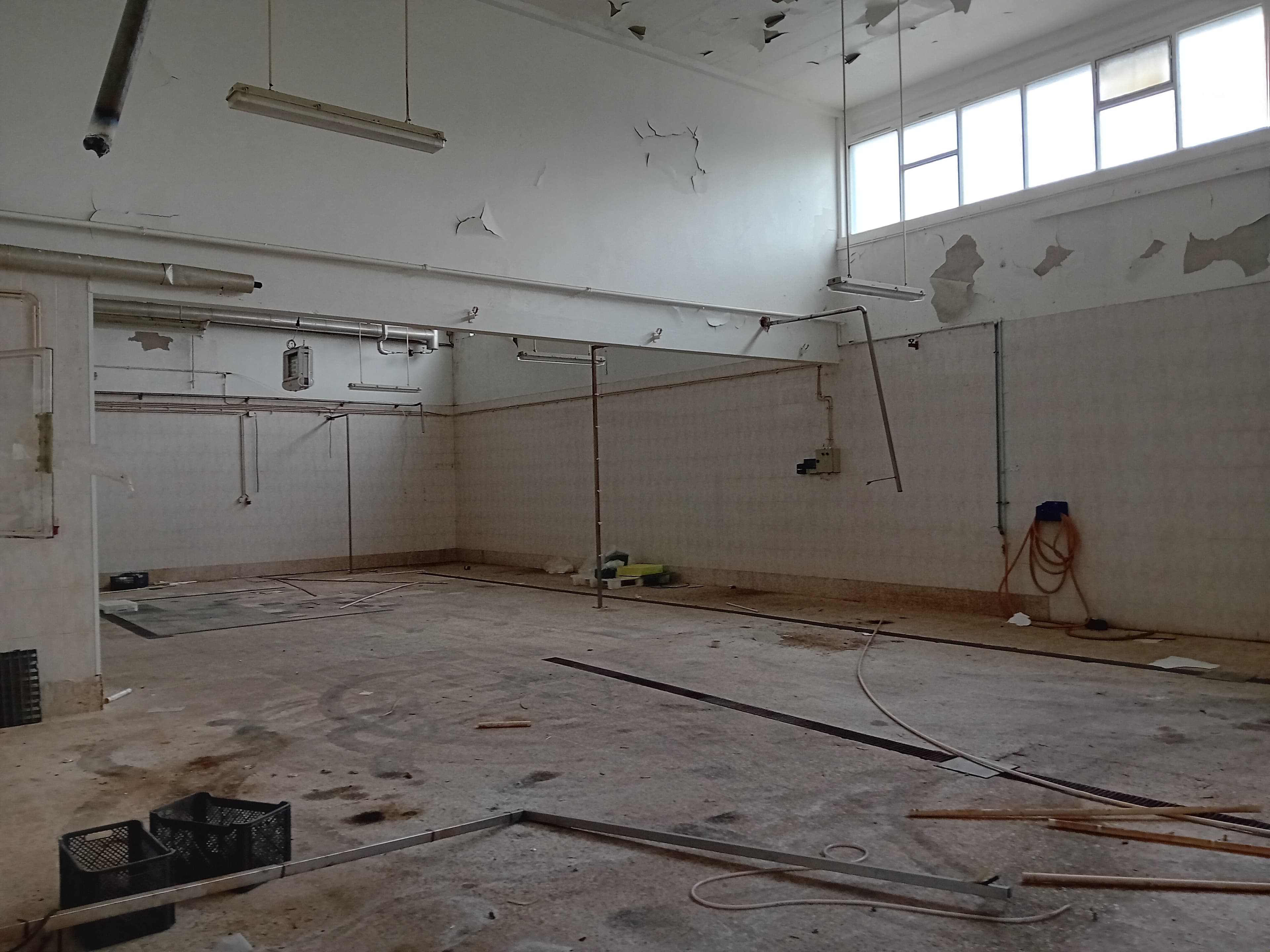 Armazém Industrial · Santarém — imagen 37
