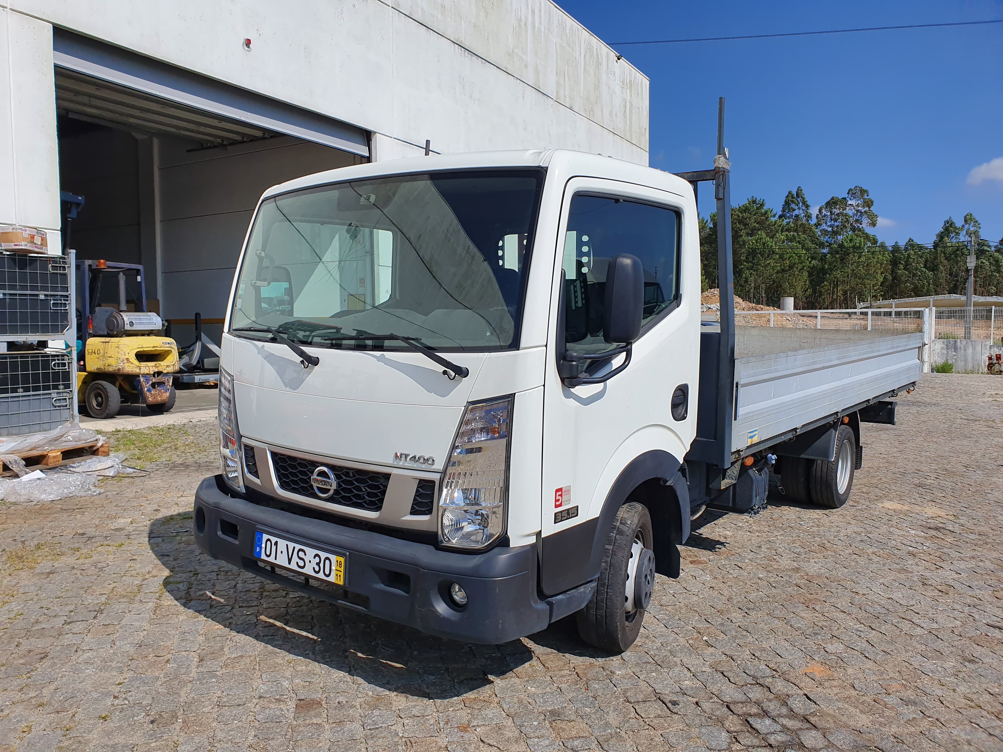 Nissan NT400 — imagen 2