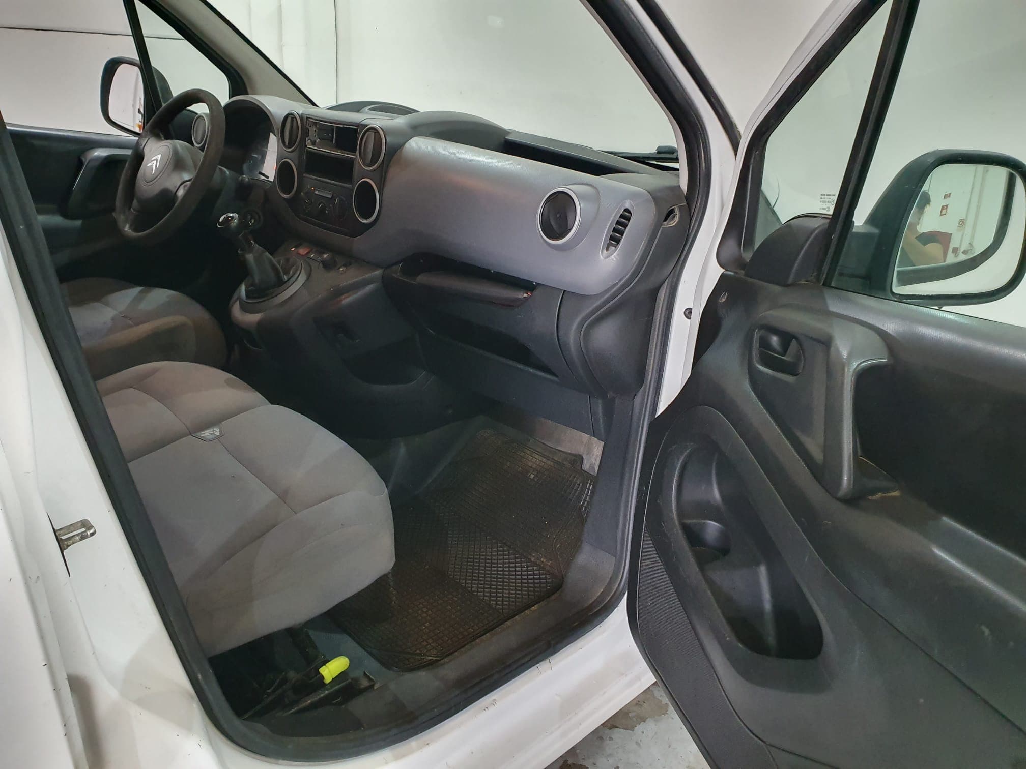 Citroën Berlingo · Ano 2013 — imagen 37