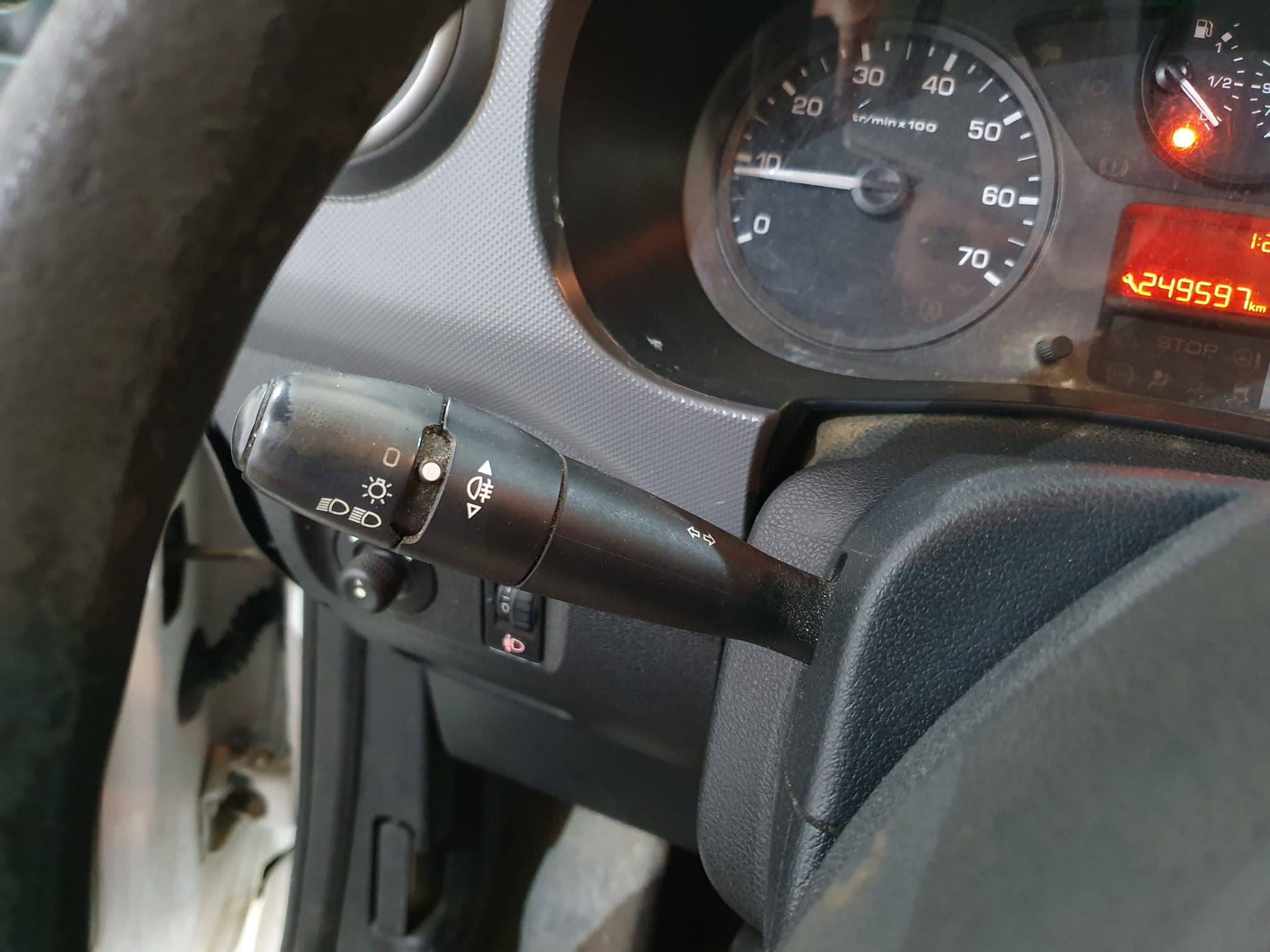 Citroën Berlingo · Ano 2013 — imagen 23