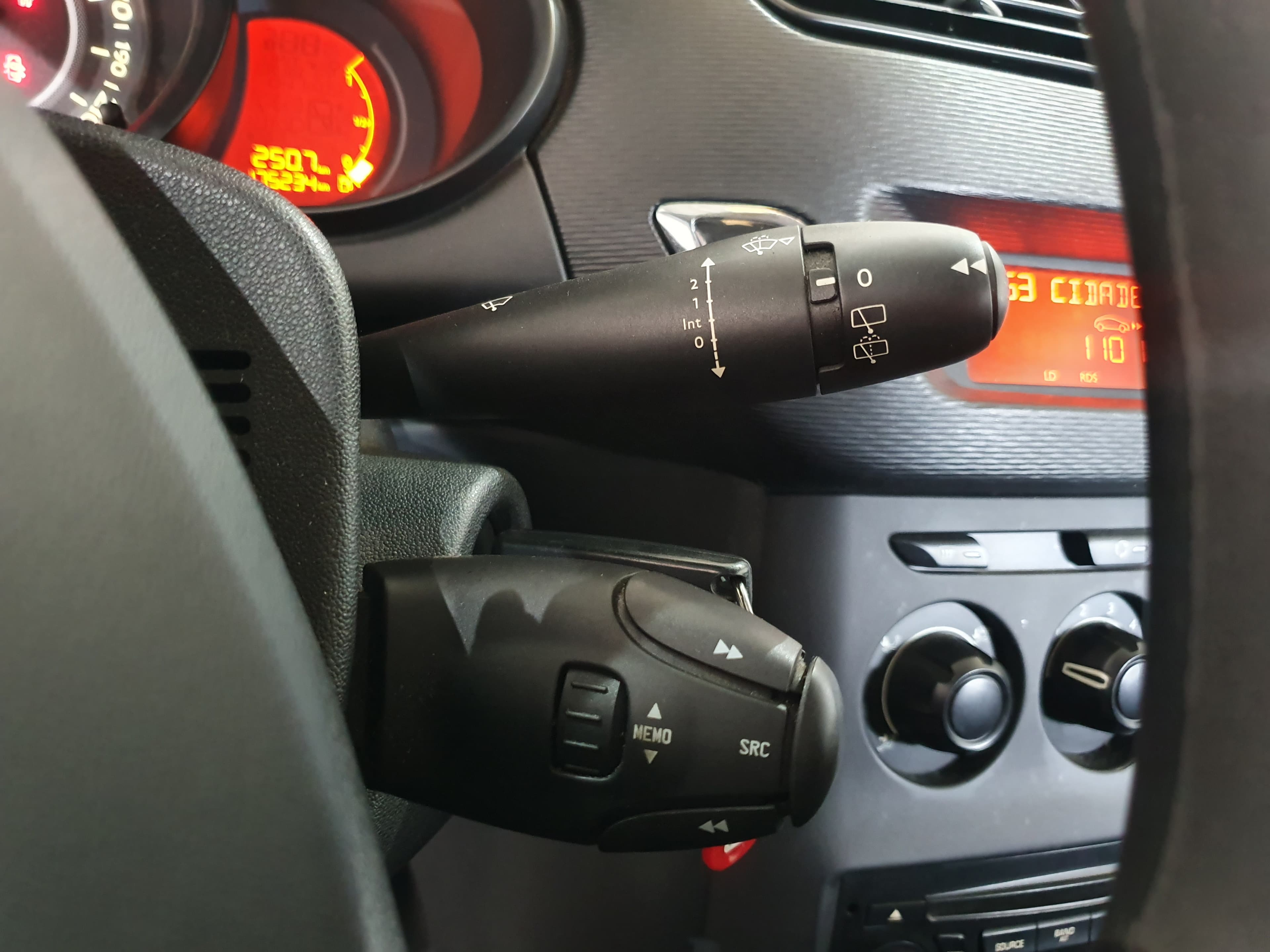 Citroën C3 · Ano 2013 — imagen 26