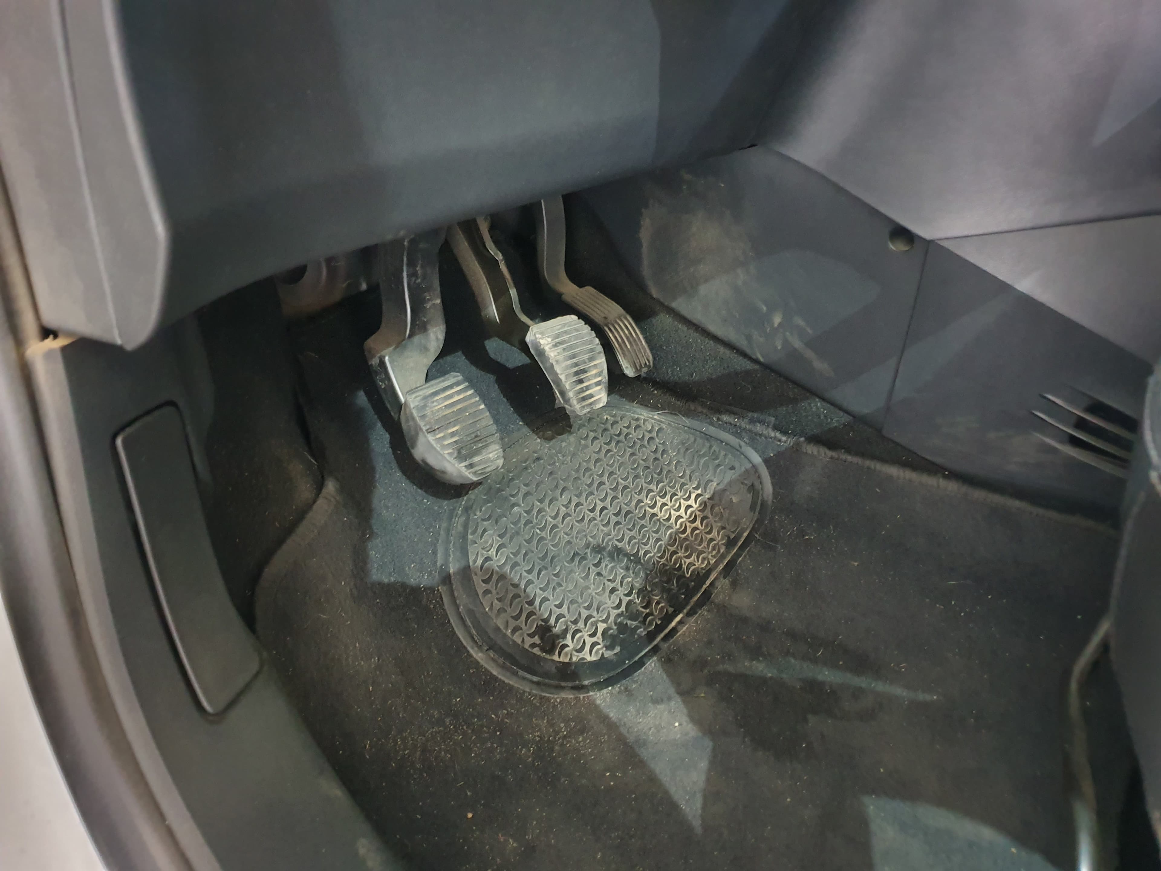 Citroën C3 · Ano 2013 — imagen 24