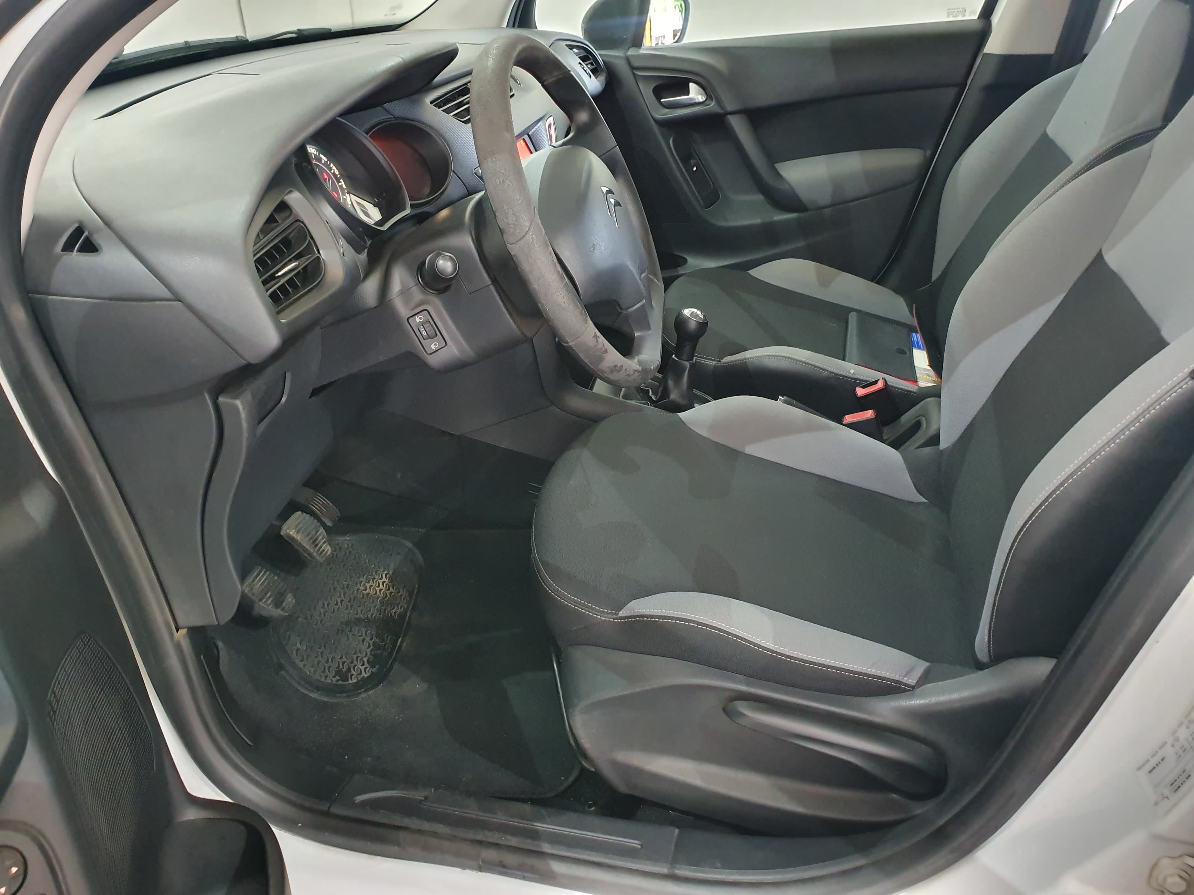 Citroën C3 · Ano 2013 — imagen 23