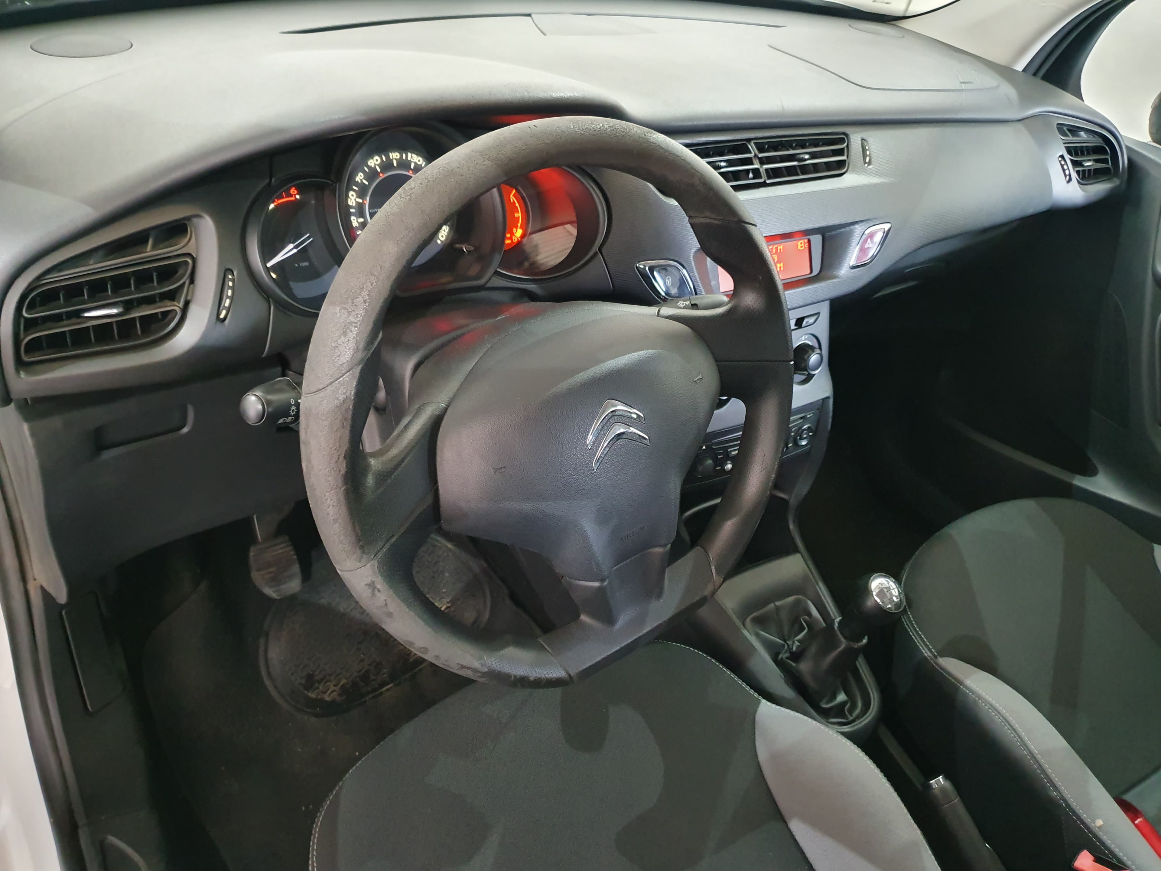 Citroën C3 · Ano 2013 — imagen 25