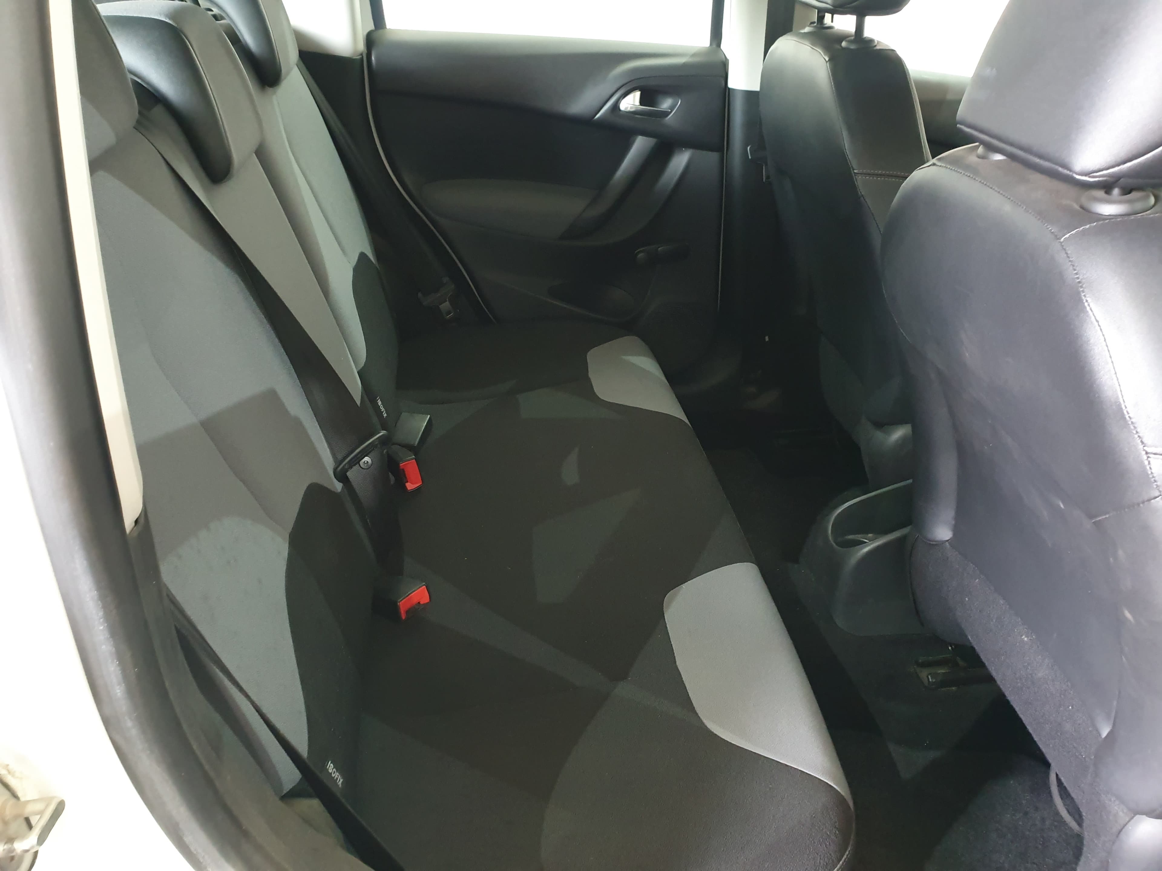 Citroën C3 · Ano 2013 — imagen 18