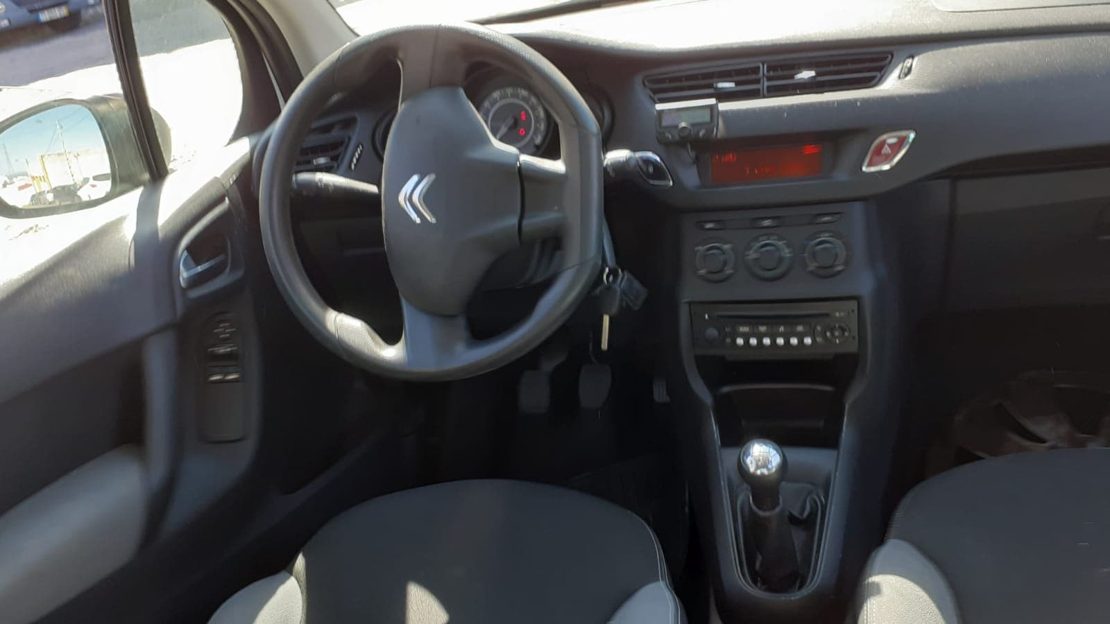 Citroën C3 · Ano 2013 — image 25