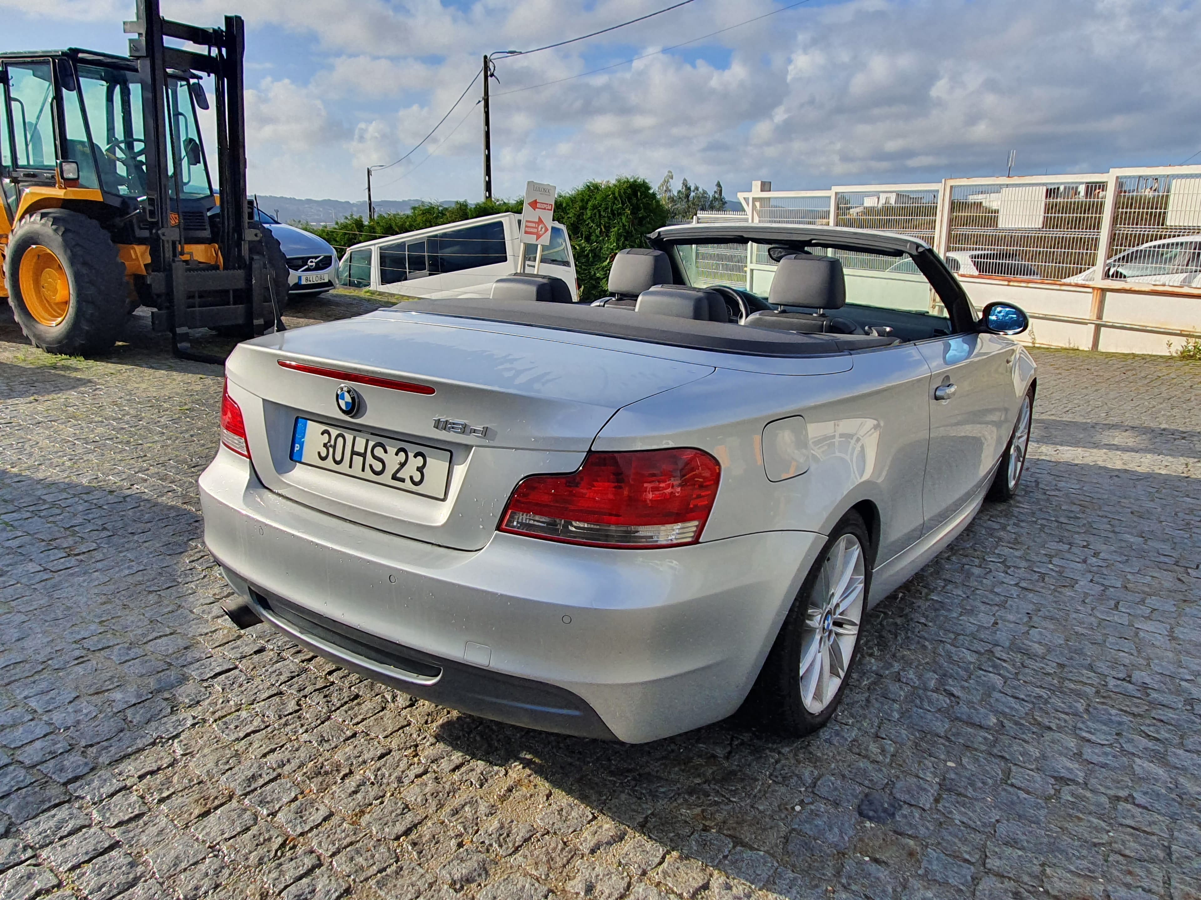 BMW 118 D Cabrio · Ano 2009 — imagen 5