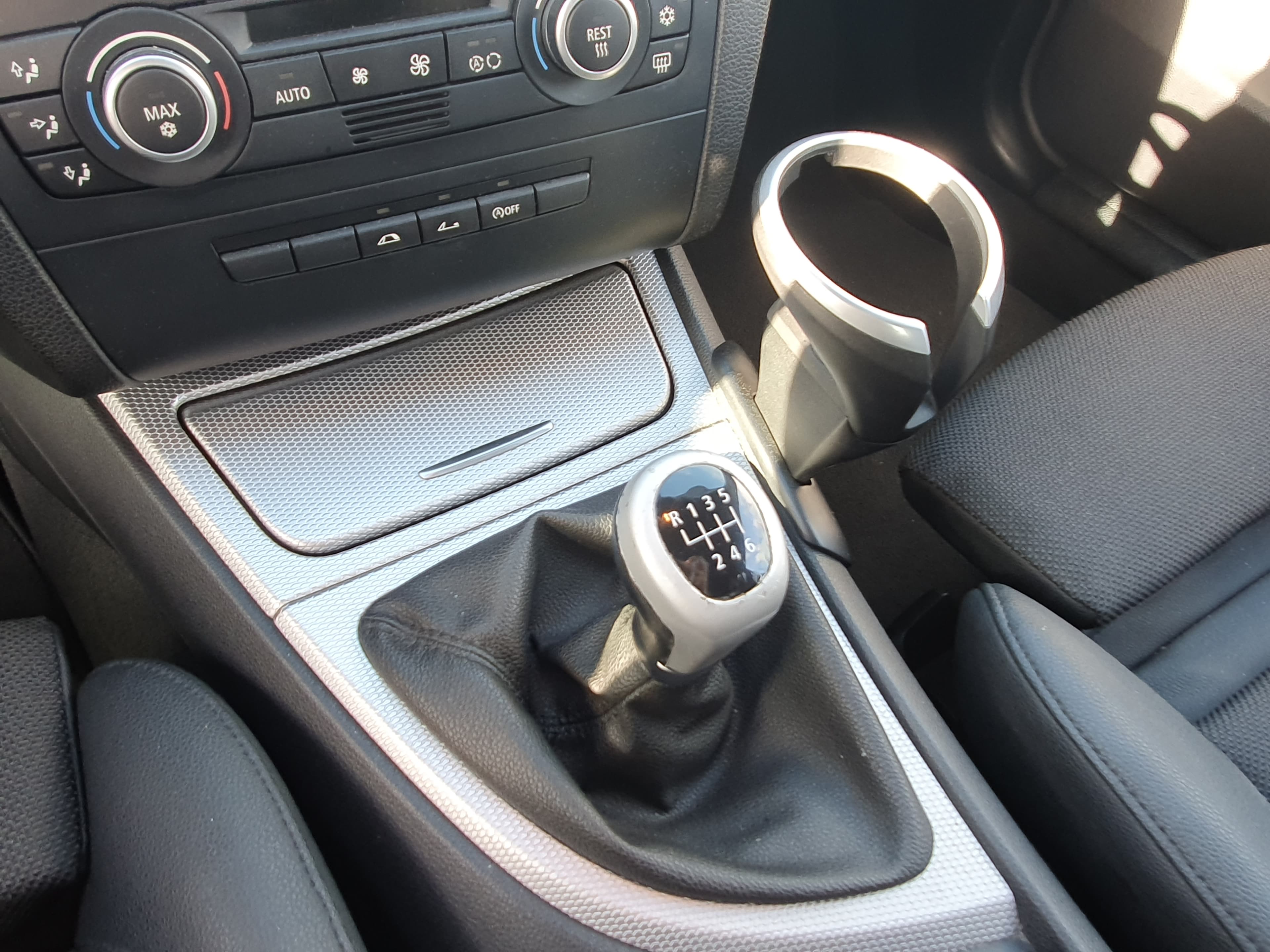 BMW 118 D Cabrio · Ano 2009 — imagen 32