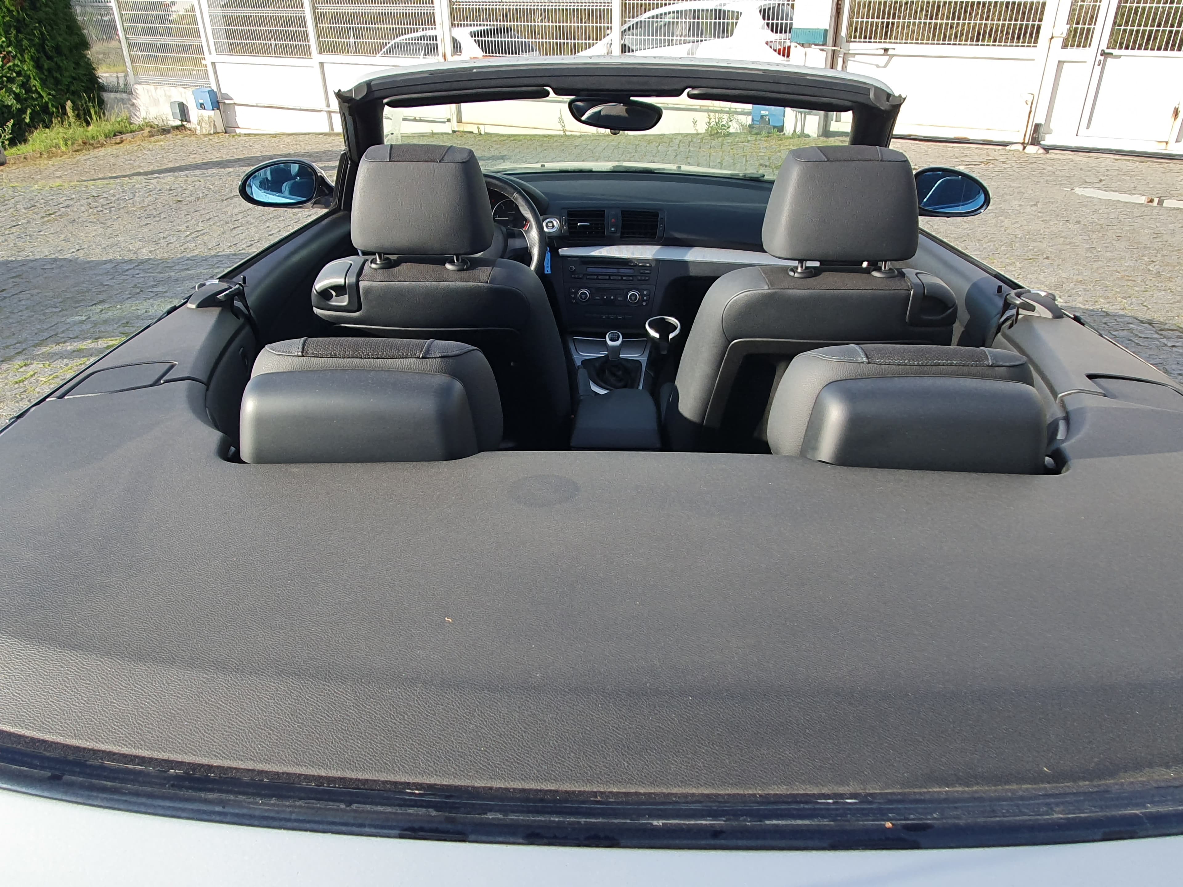 BMW 118 D Cabrio · Ano 2009 — imagen 6
