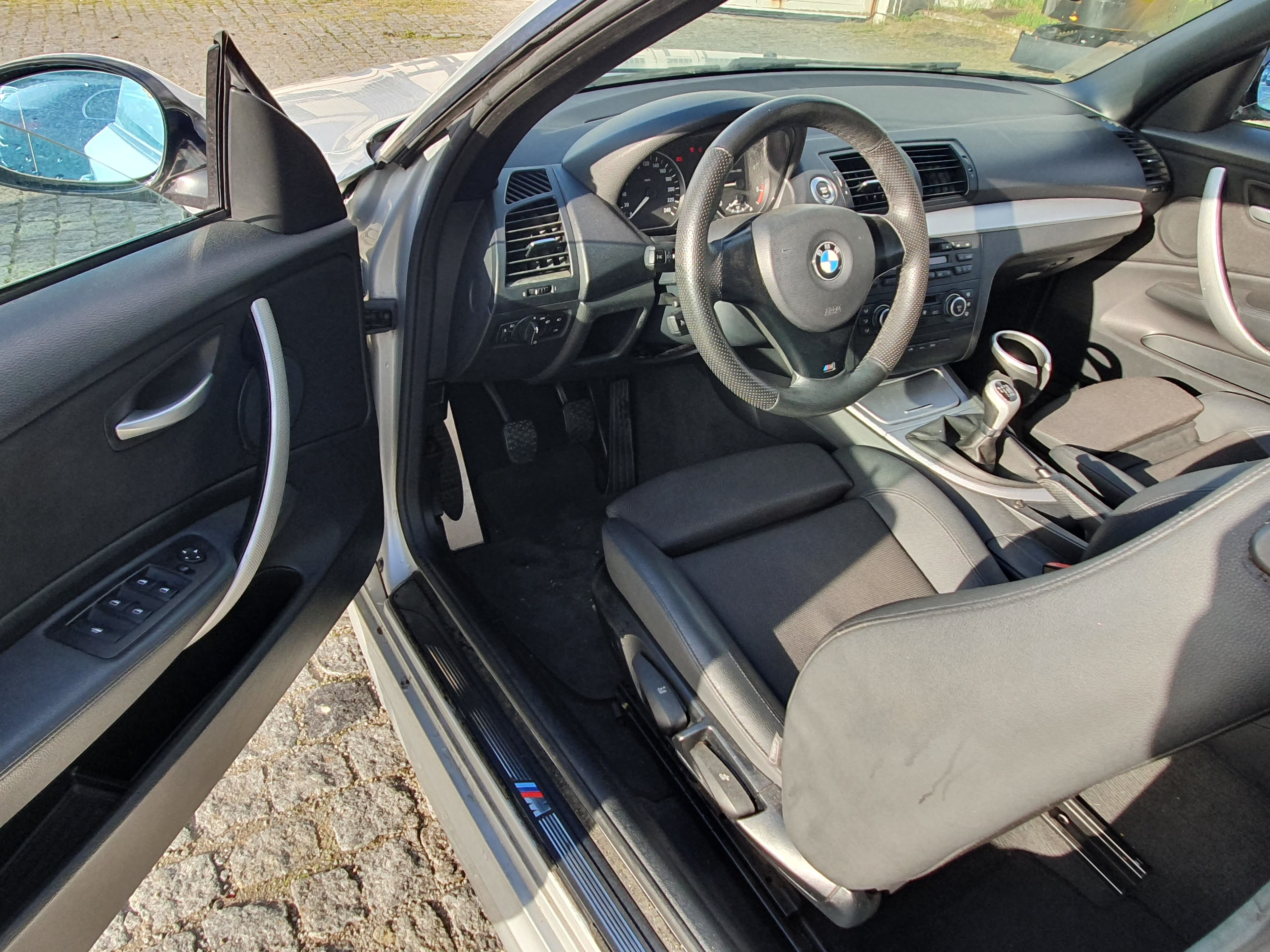 BMW 118 D Cabrio · Ano 2009 — imagen 23