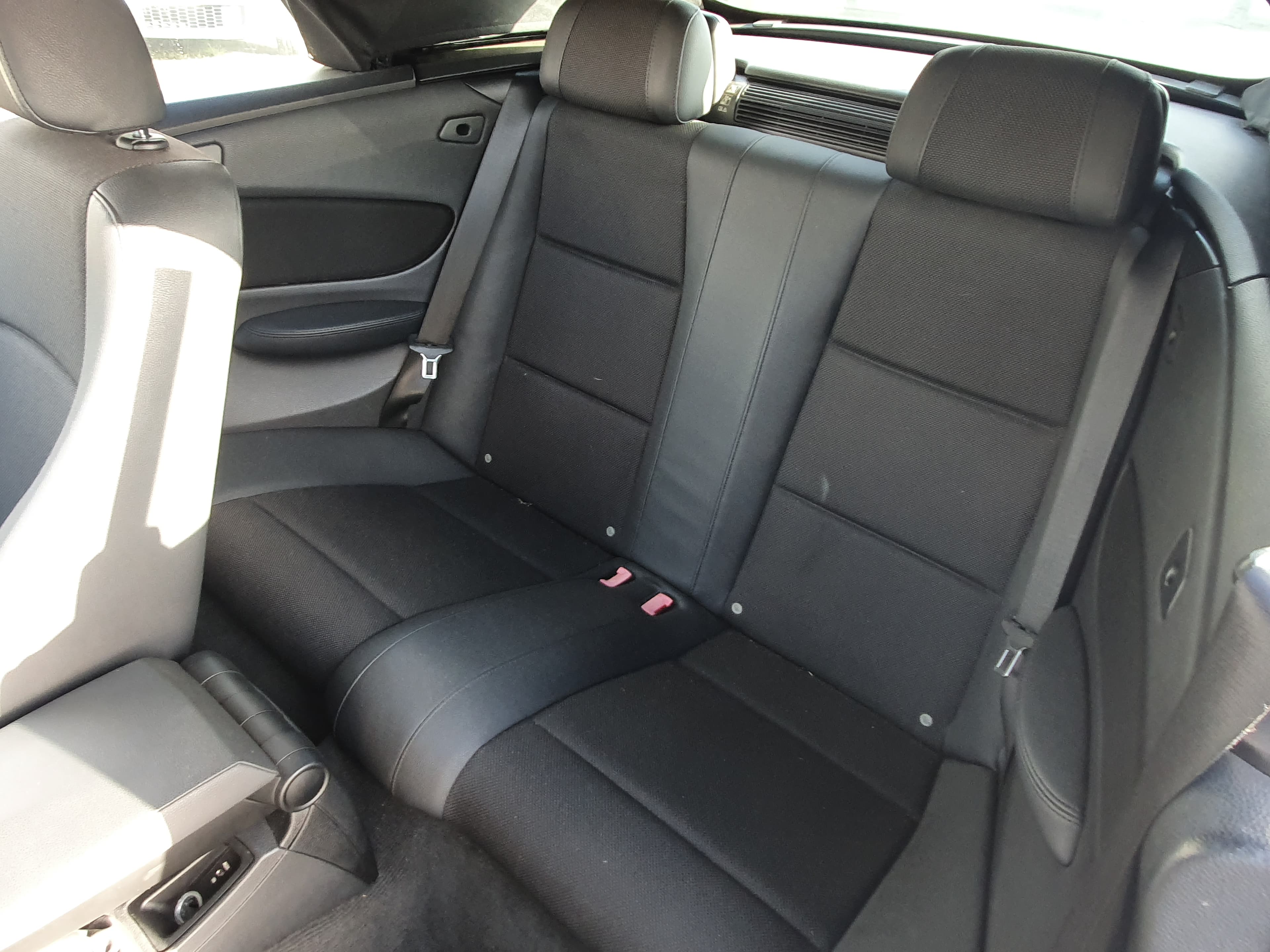 BMW 118 D Cabrio · Ano 2009 — imagen 14
