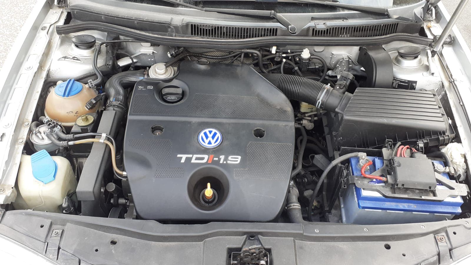 Volkswagen Golf · Ano 2001 — imagen 8