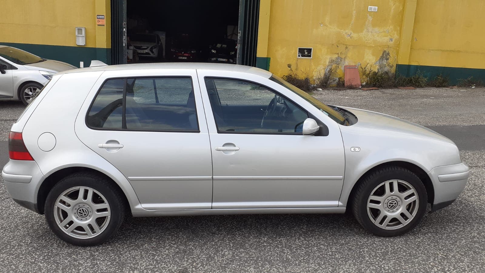 Volkswagen Golf · Ano 2001 — imagen 6