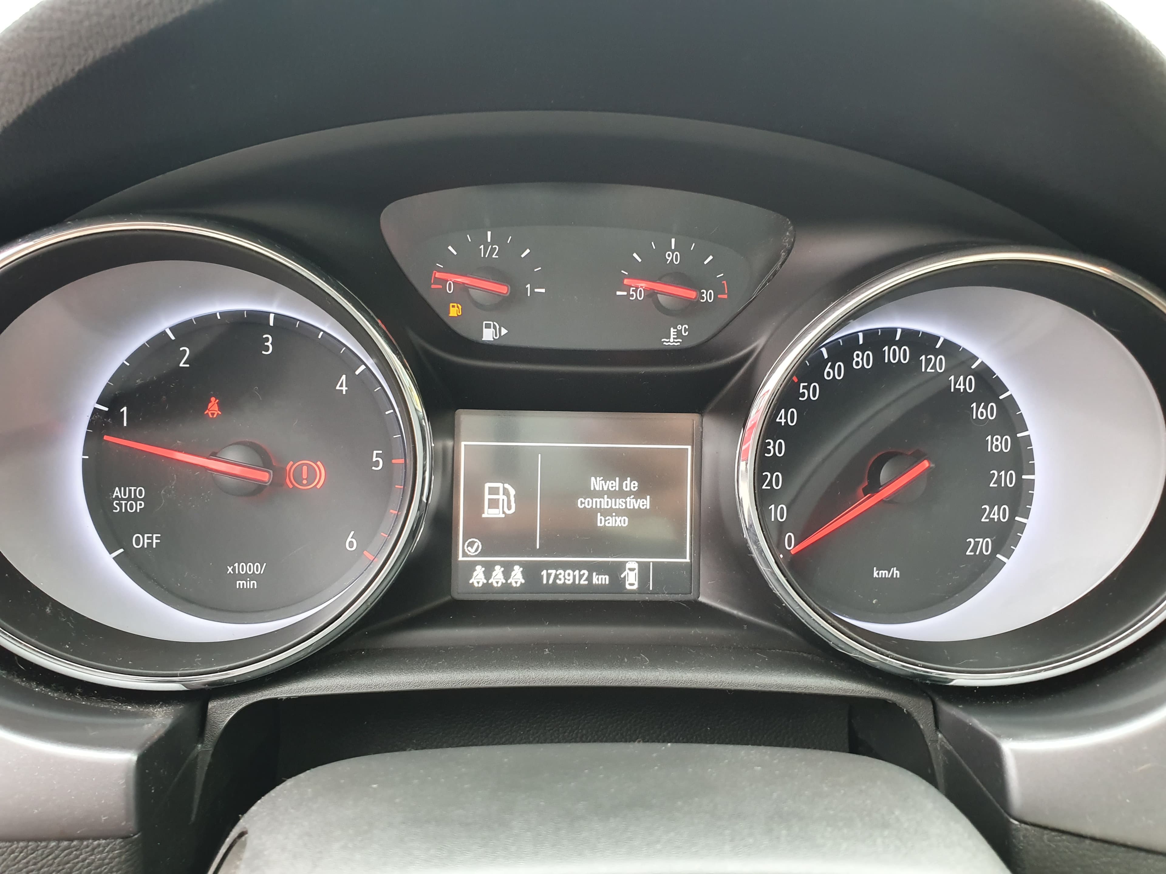Opel Astra · Ano 2016 — imagen 38