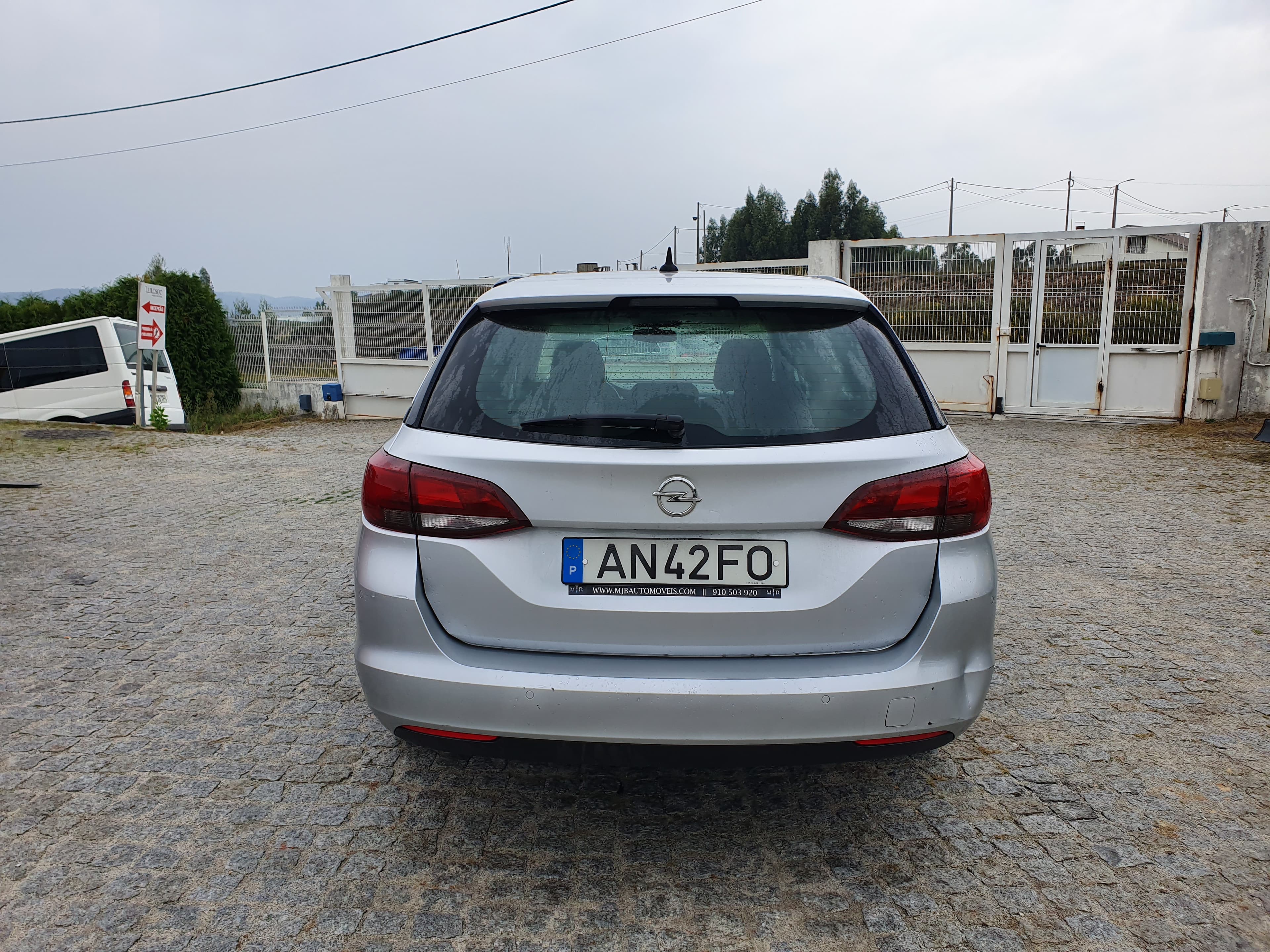 Opel Astra · Ano 2016 — imagen 5