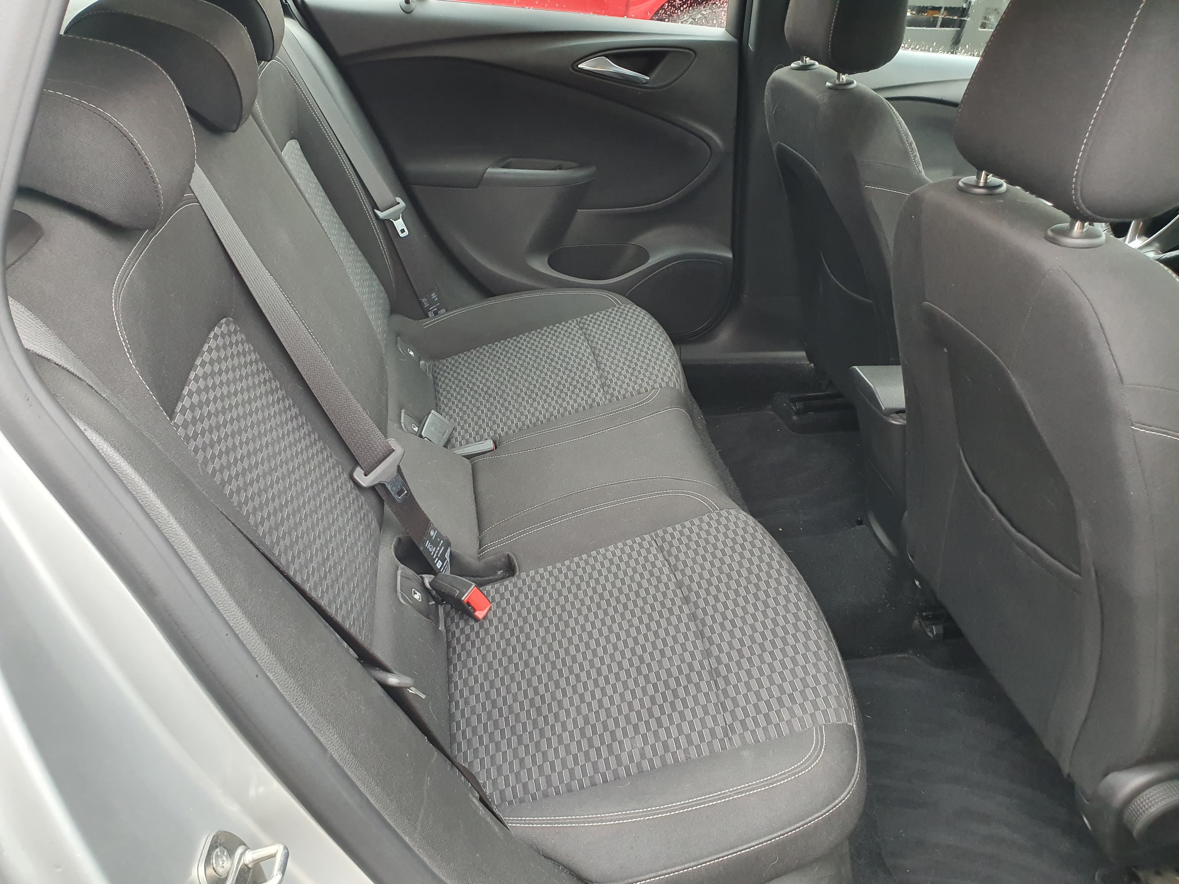 Opel Astra · Ano 2016 — imagen 22