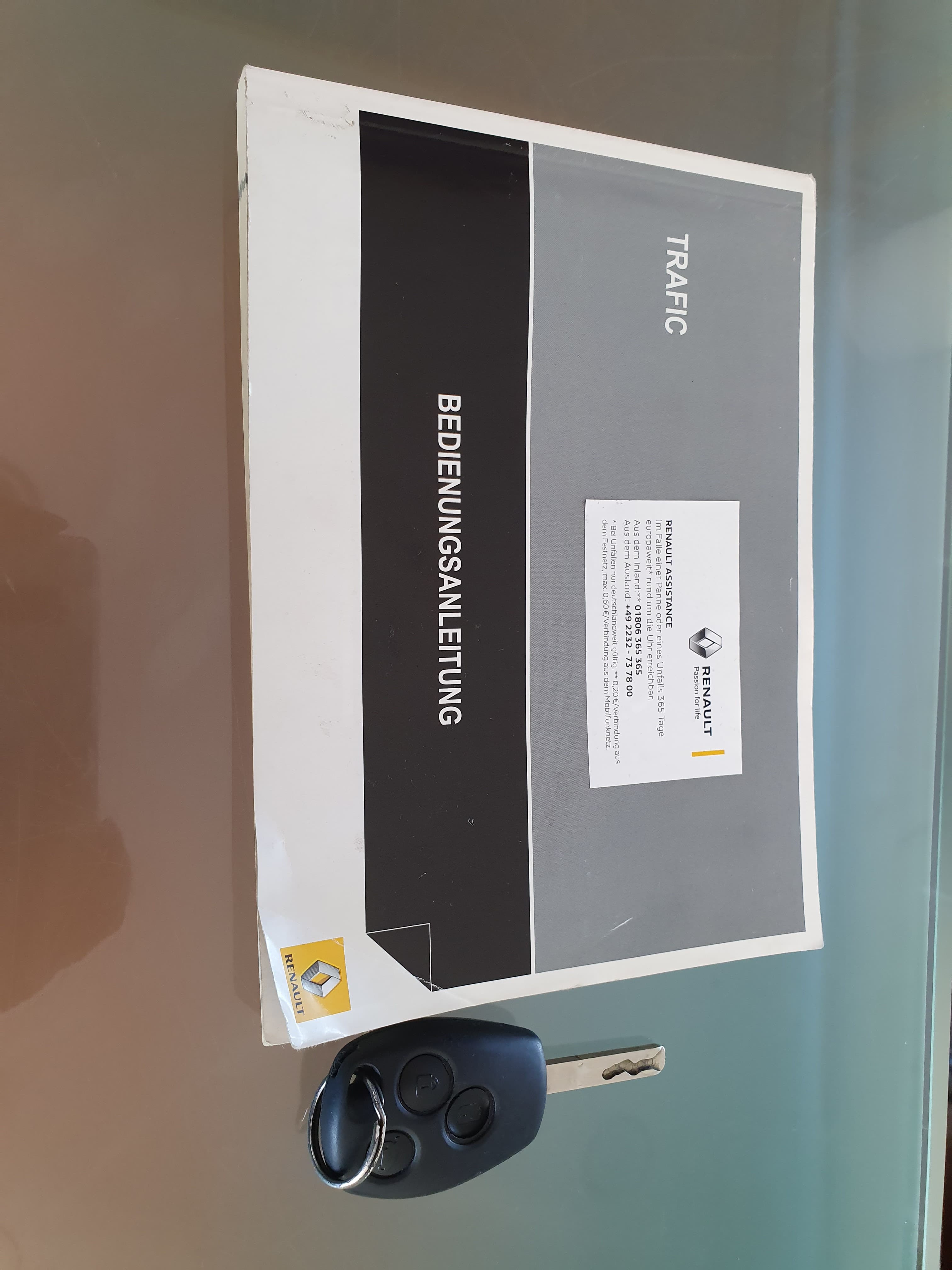 Renault Trafic 1.6 DCI · Ano 2015 — imagen 46