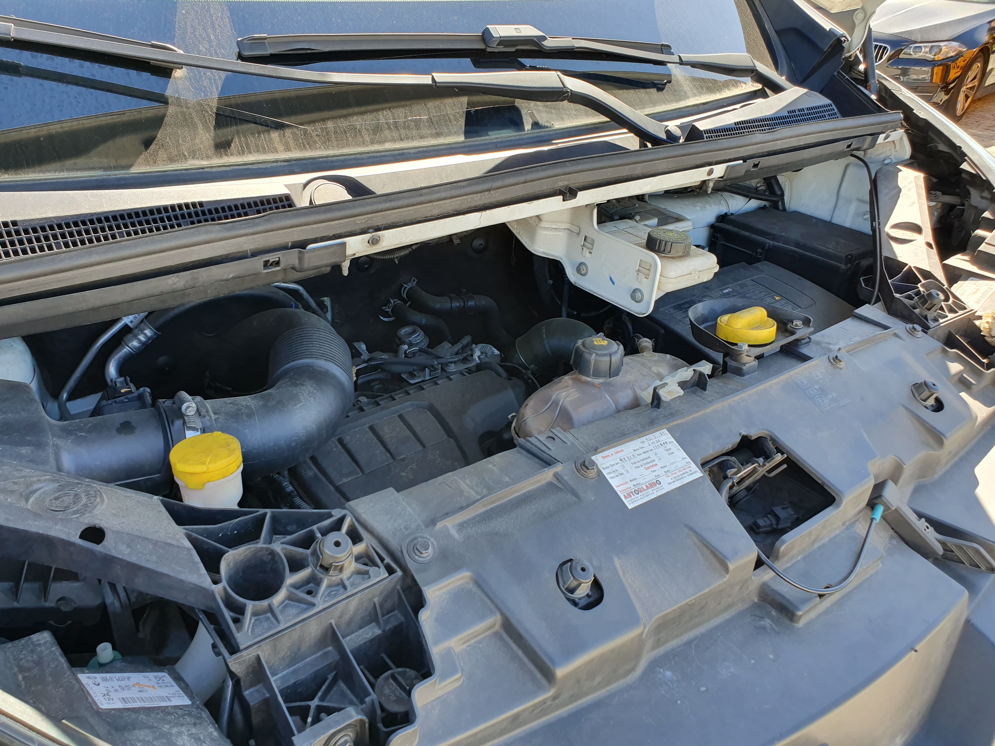Renault Trafic 1.6 DCI · Ano 2015 — imagen 44