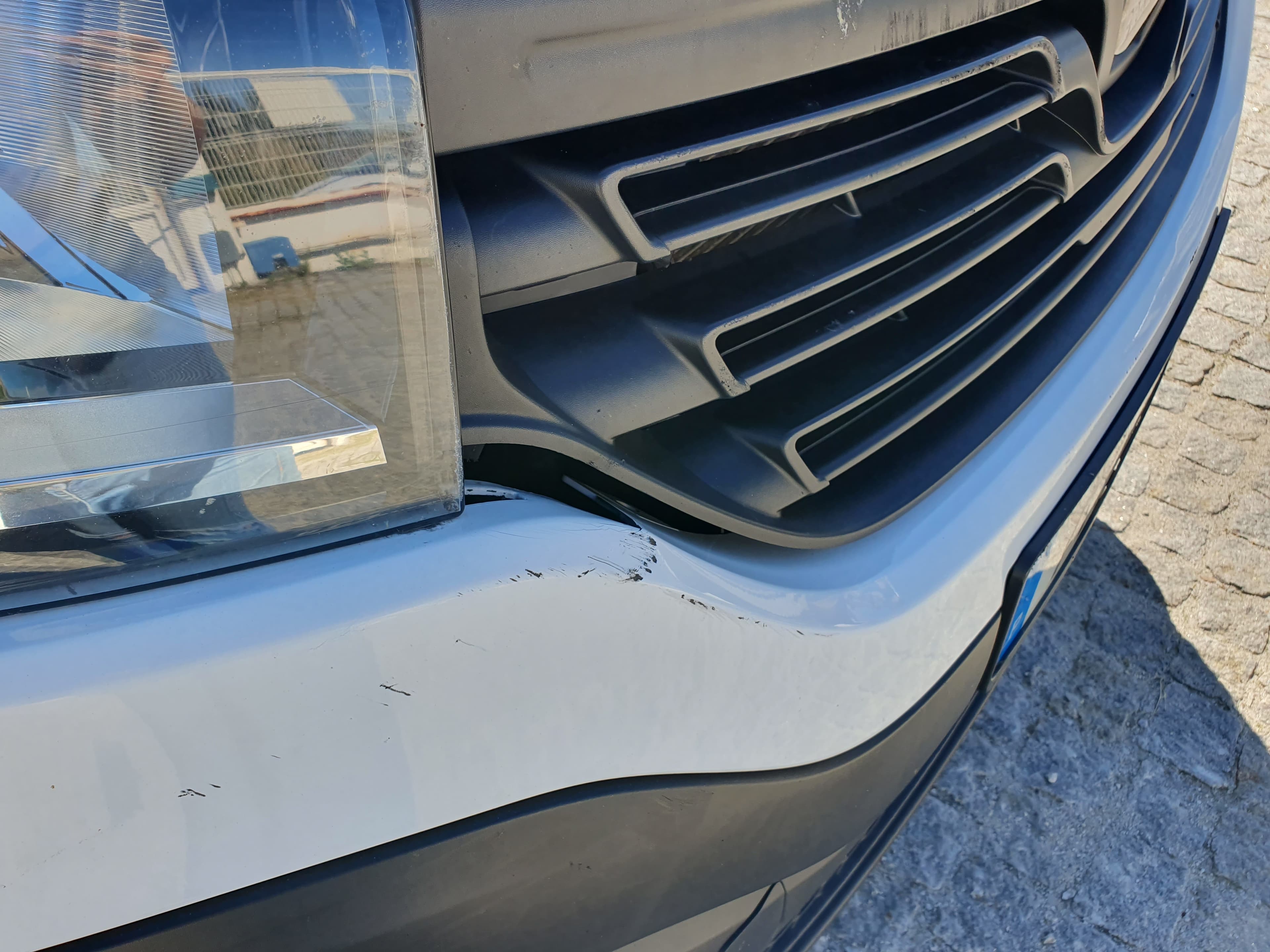 Renault Trafic 1.6 DCI · Ano 2015 — imagen 21