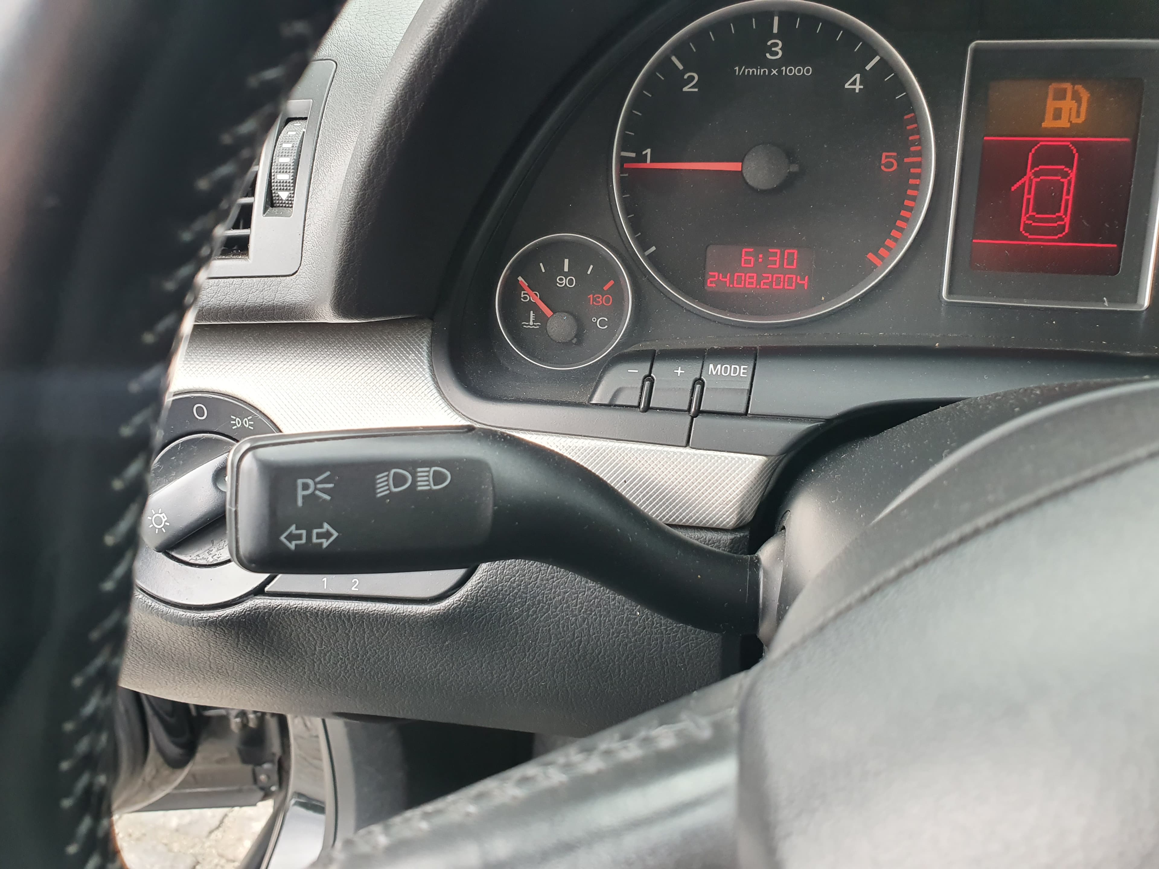 Audi A4 1.9 TDI · Ano 2005 — image 36