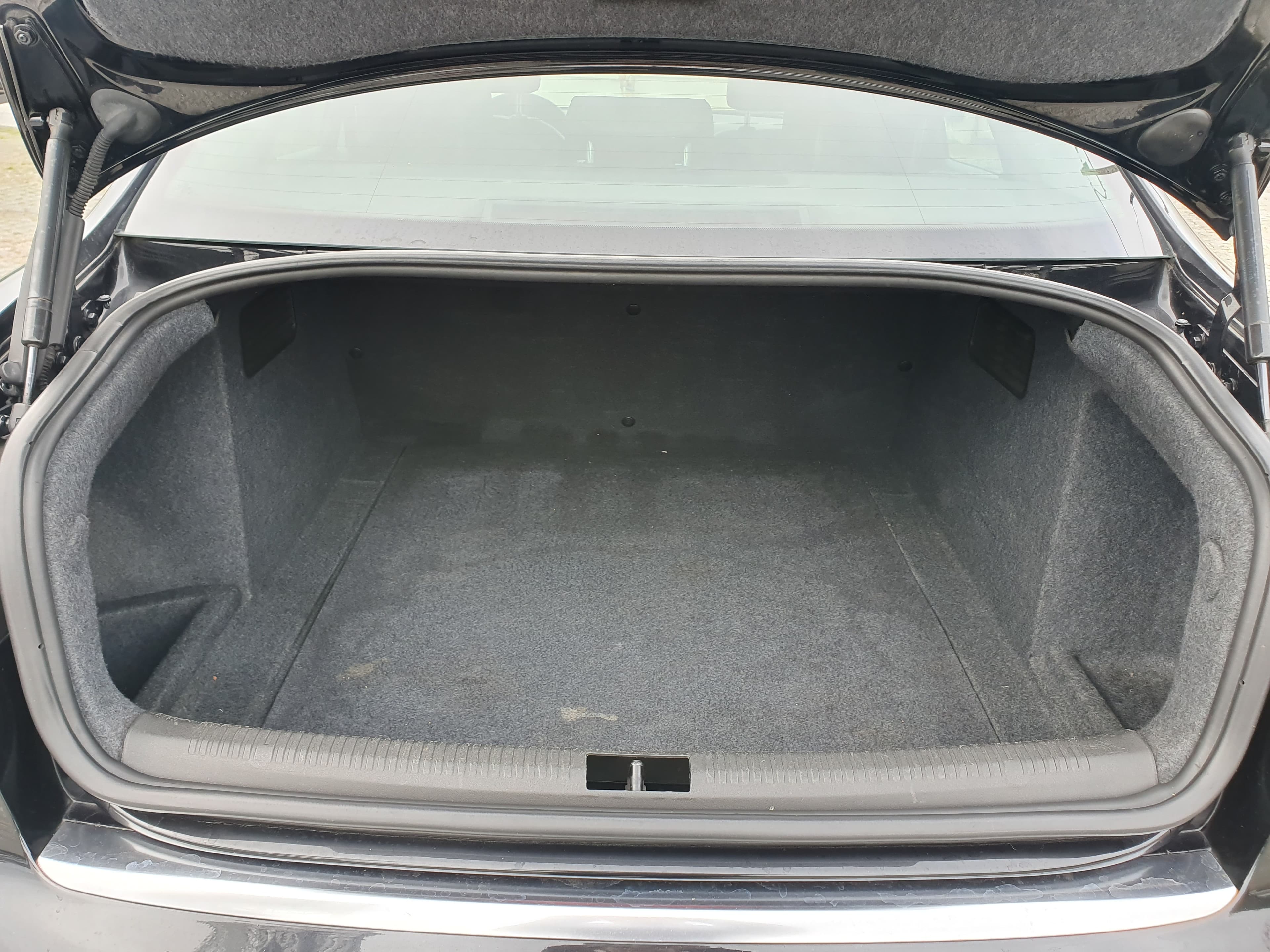 Audi A4 1.9 TDI · Ano 2005 — image 8