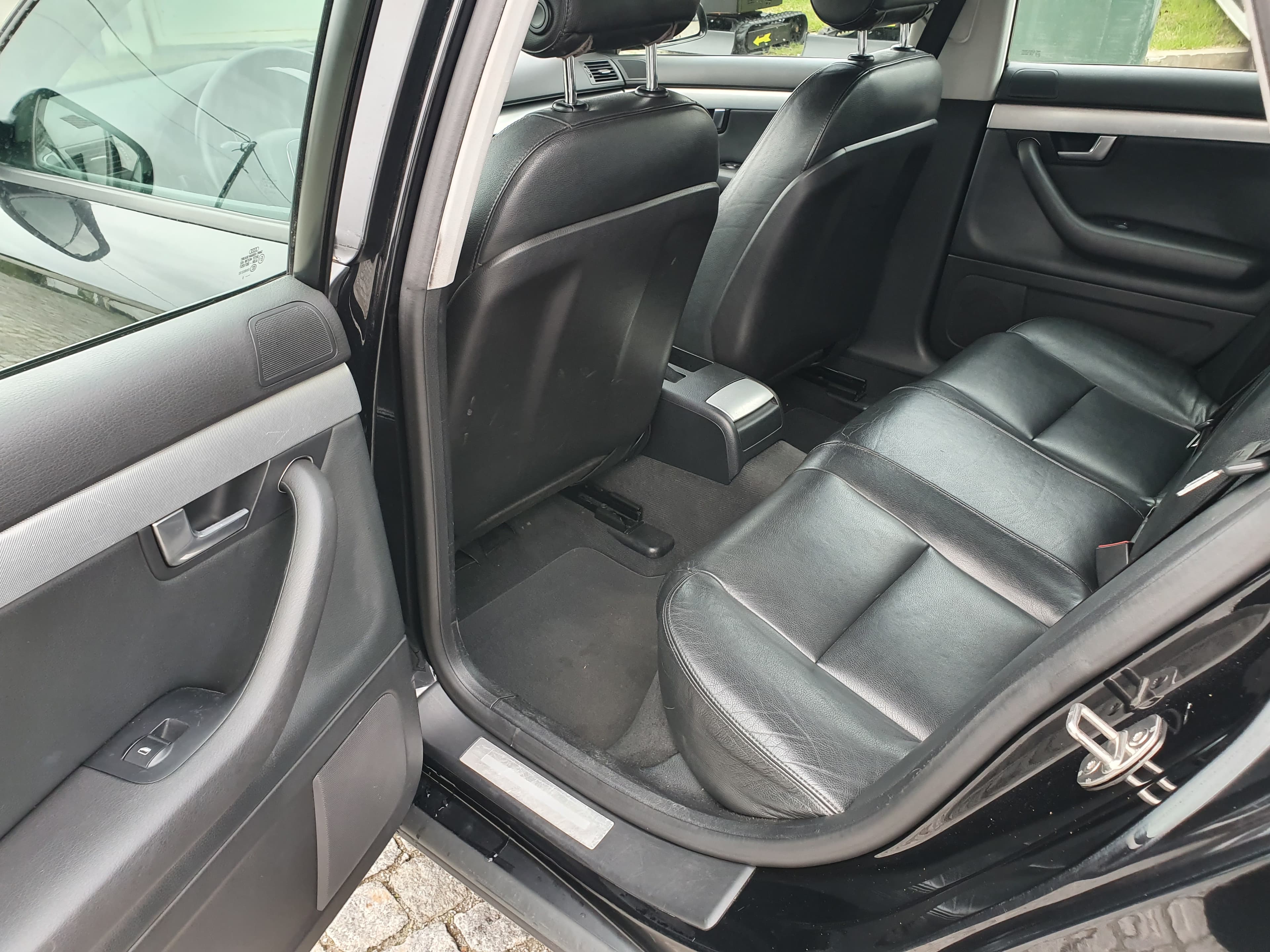 Audi A4 1.9 TDI · Ano 2005 — image 26
