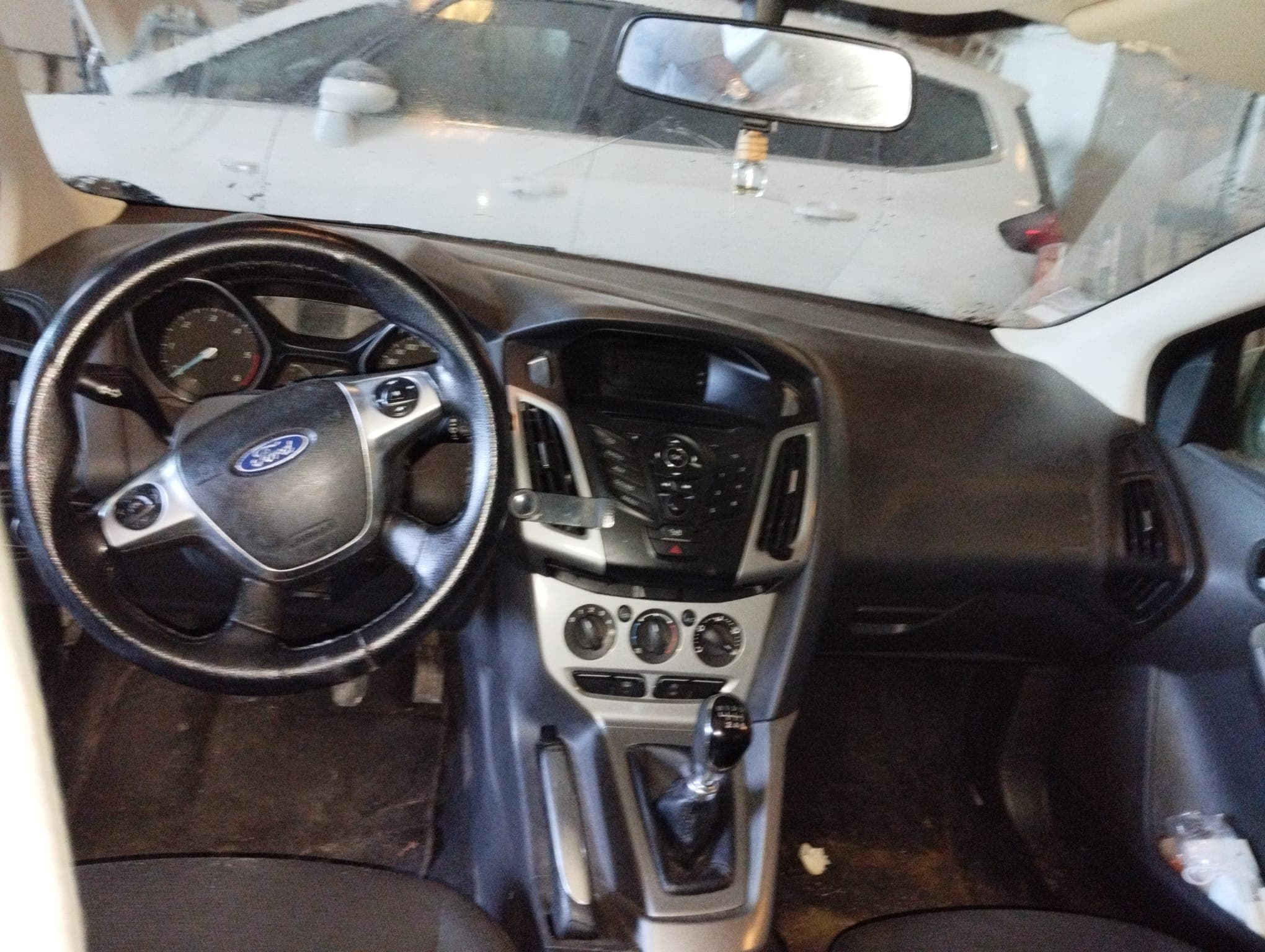 Ford Focus 1.6 TDCI — imagen 12