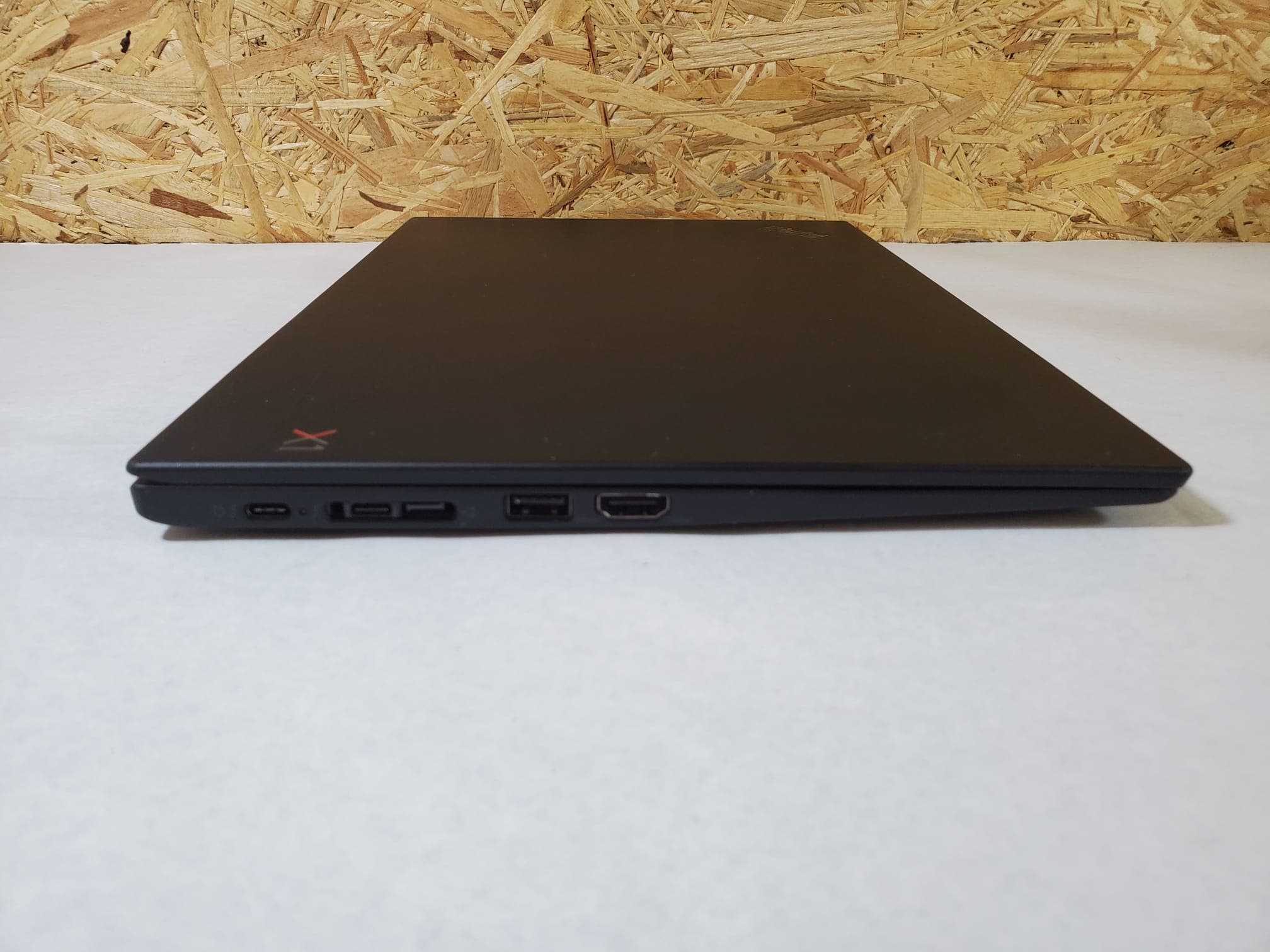 Portátil Lenovo ThinkPad X1 Carbon Sexta Geração — image 5
