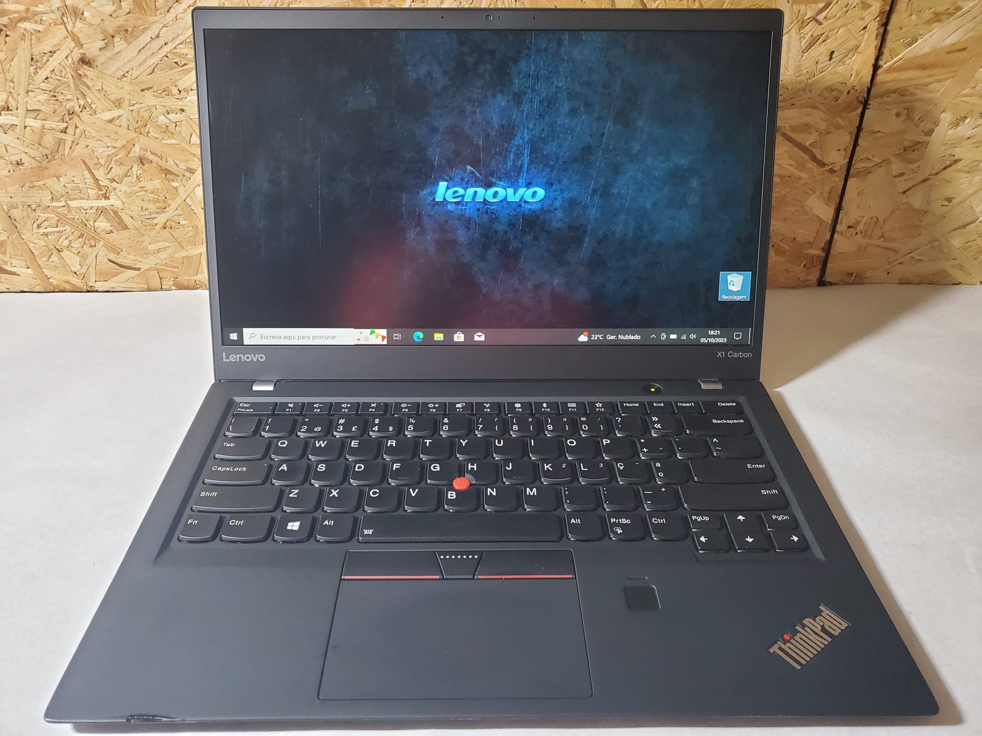 Portátil Lenovo ThinkPad X1 Carbon Quinta Geração — image 2