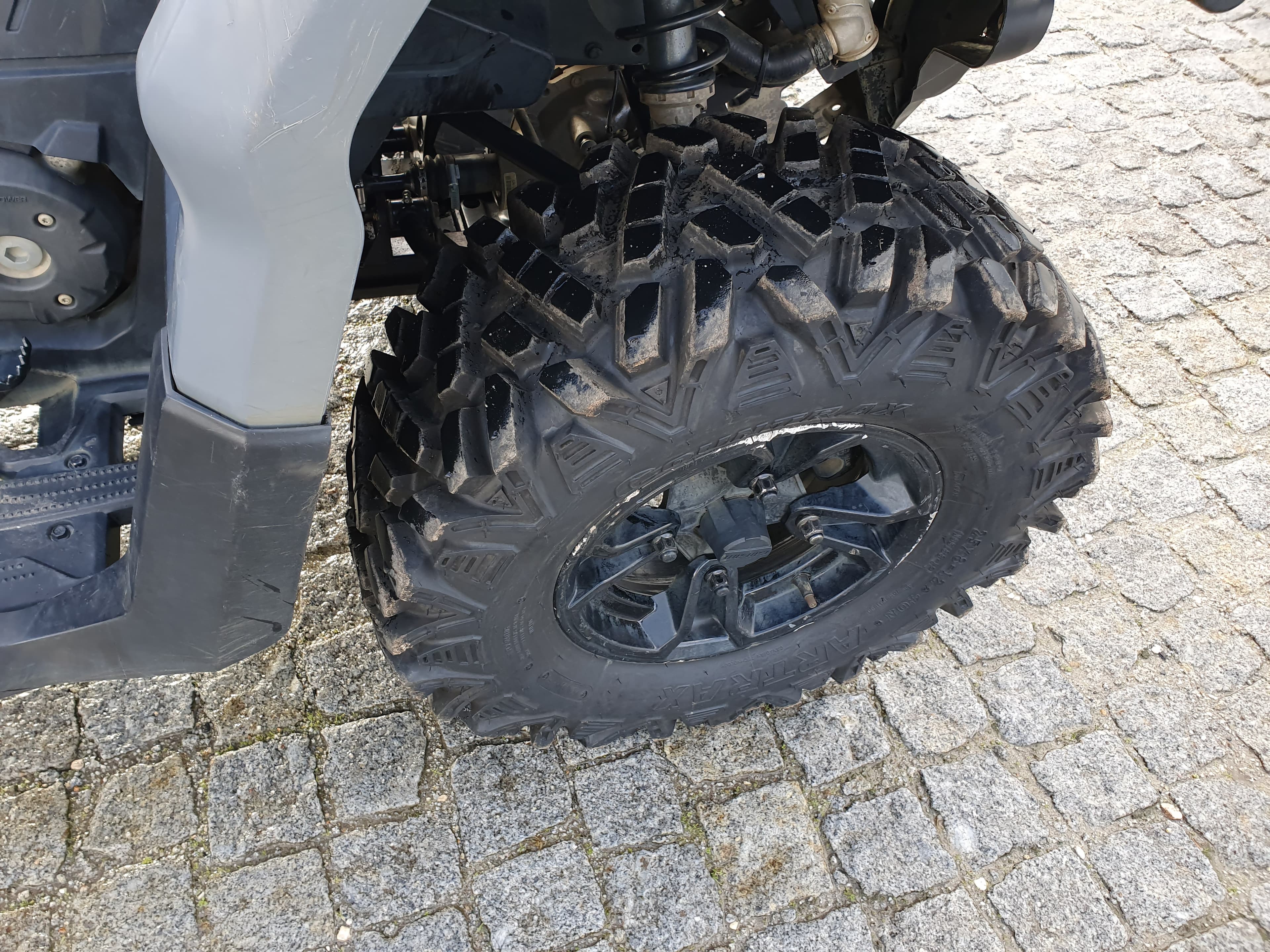 Moto 4 BRP Can-am · Ano 2022 — imagen 15