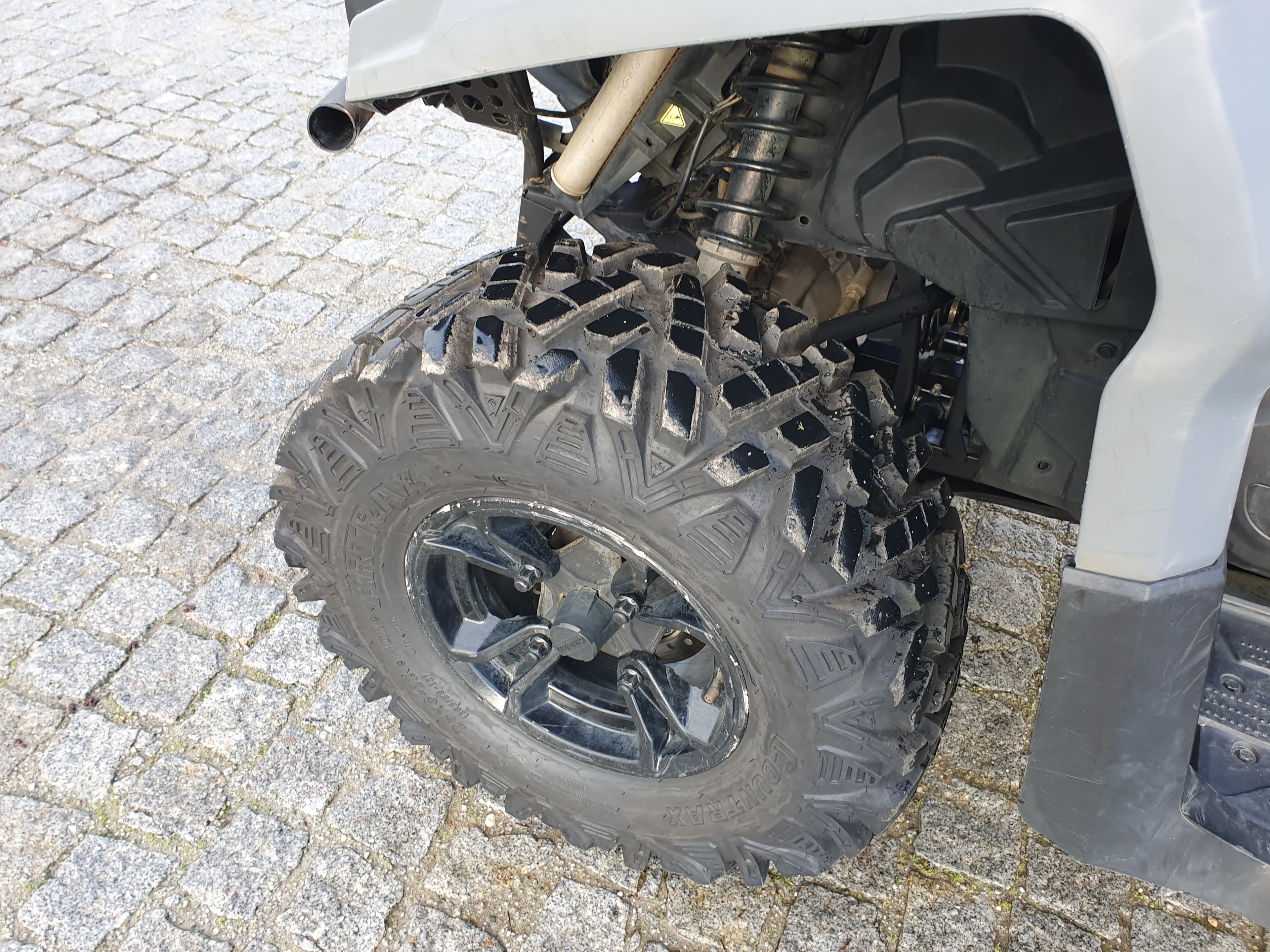 Moto 4 BRP Can-am · Ano 2022 — imagen 13