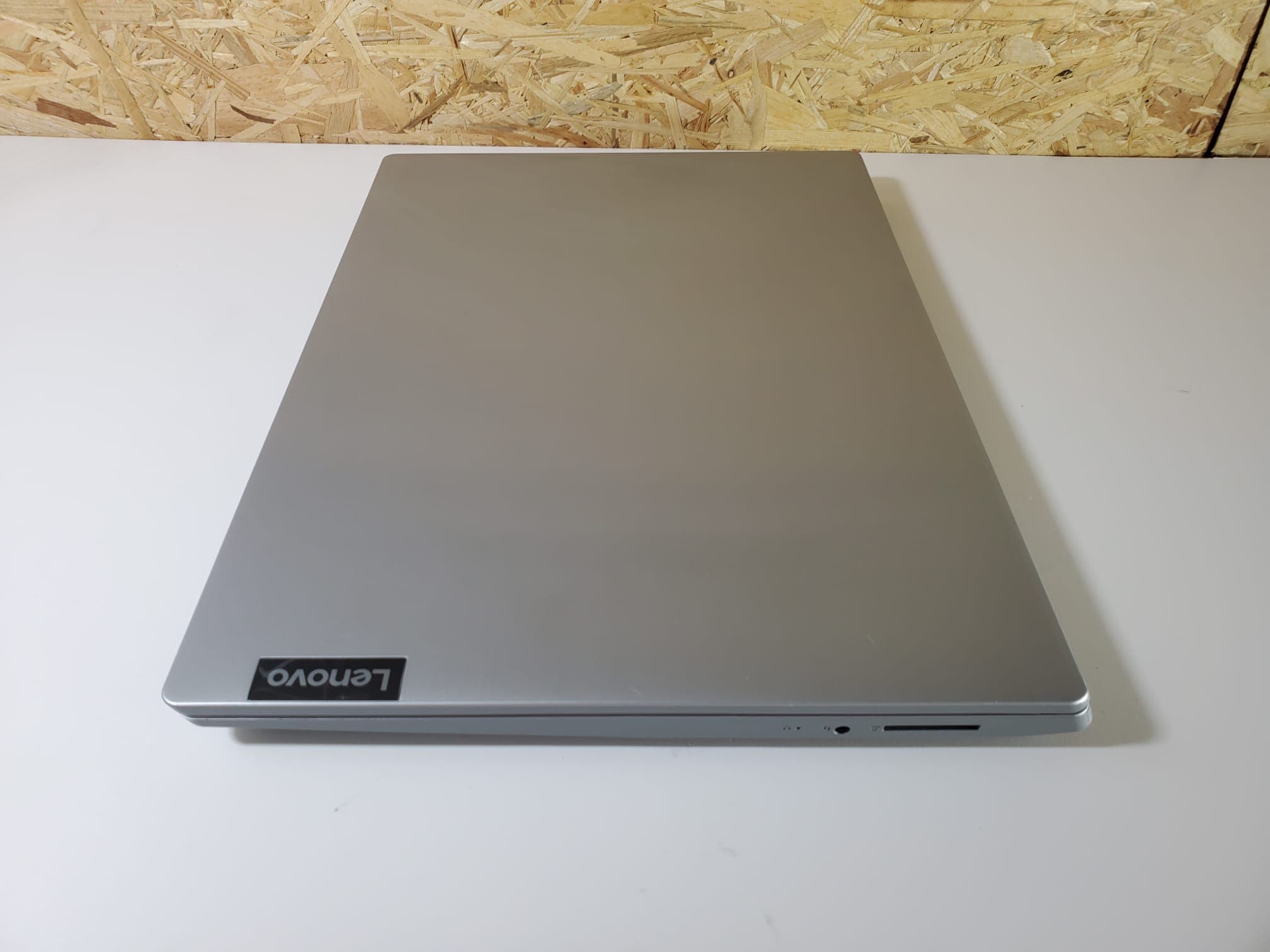 Portátil Lenovo S145-14IIL — imagen 4